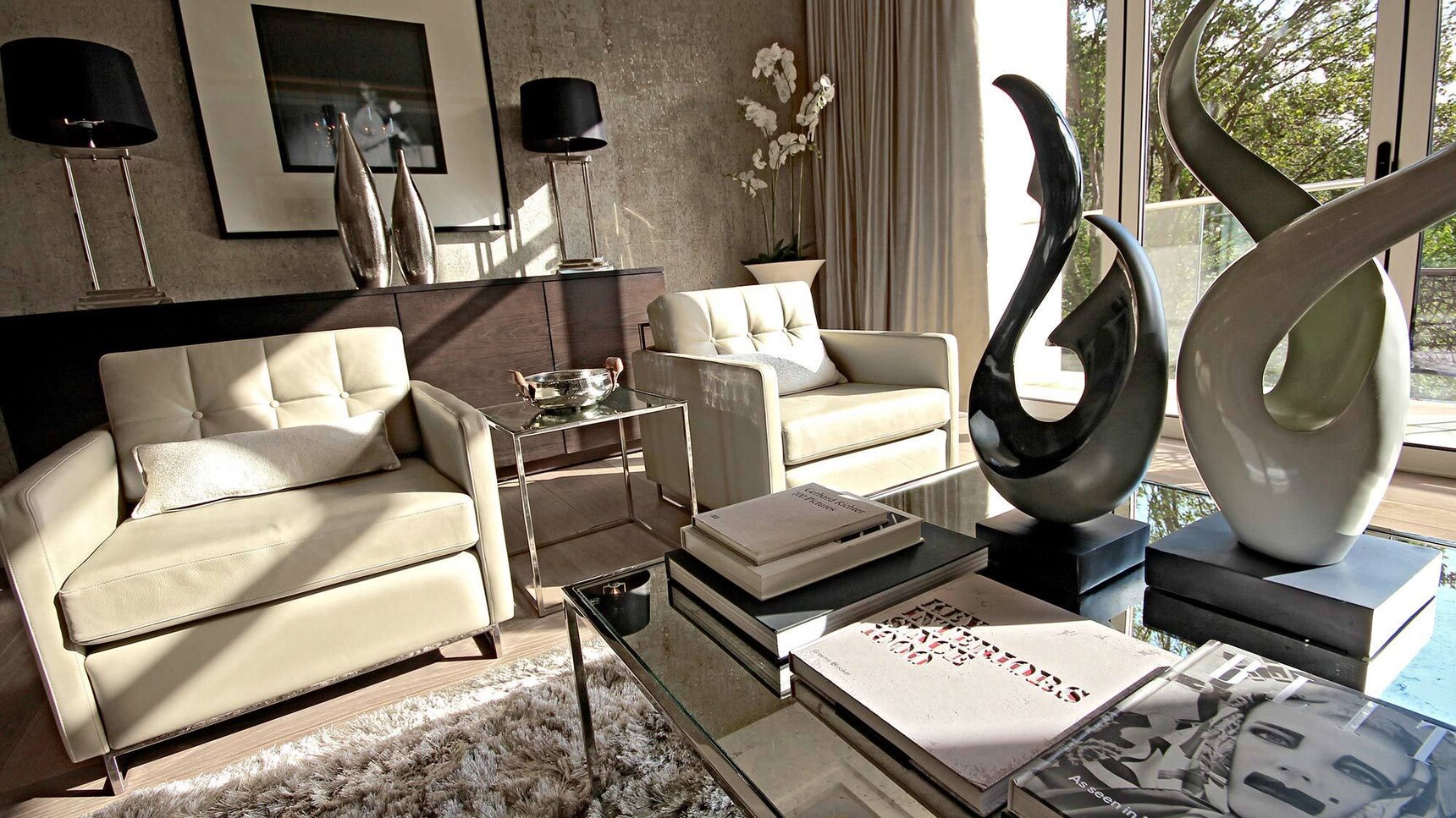 OB&B Hewston Lounge Chairs In Lounge Setting