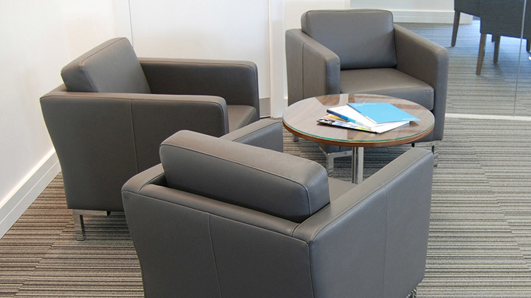 OB&B Havannah Lounge Chairs Grey Leather Family Image