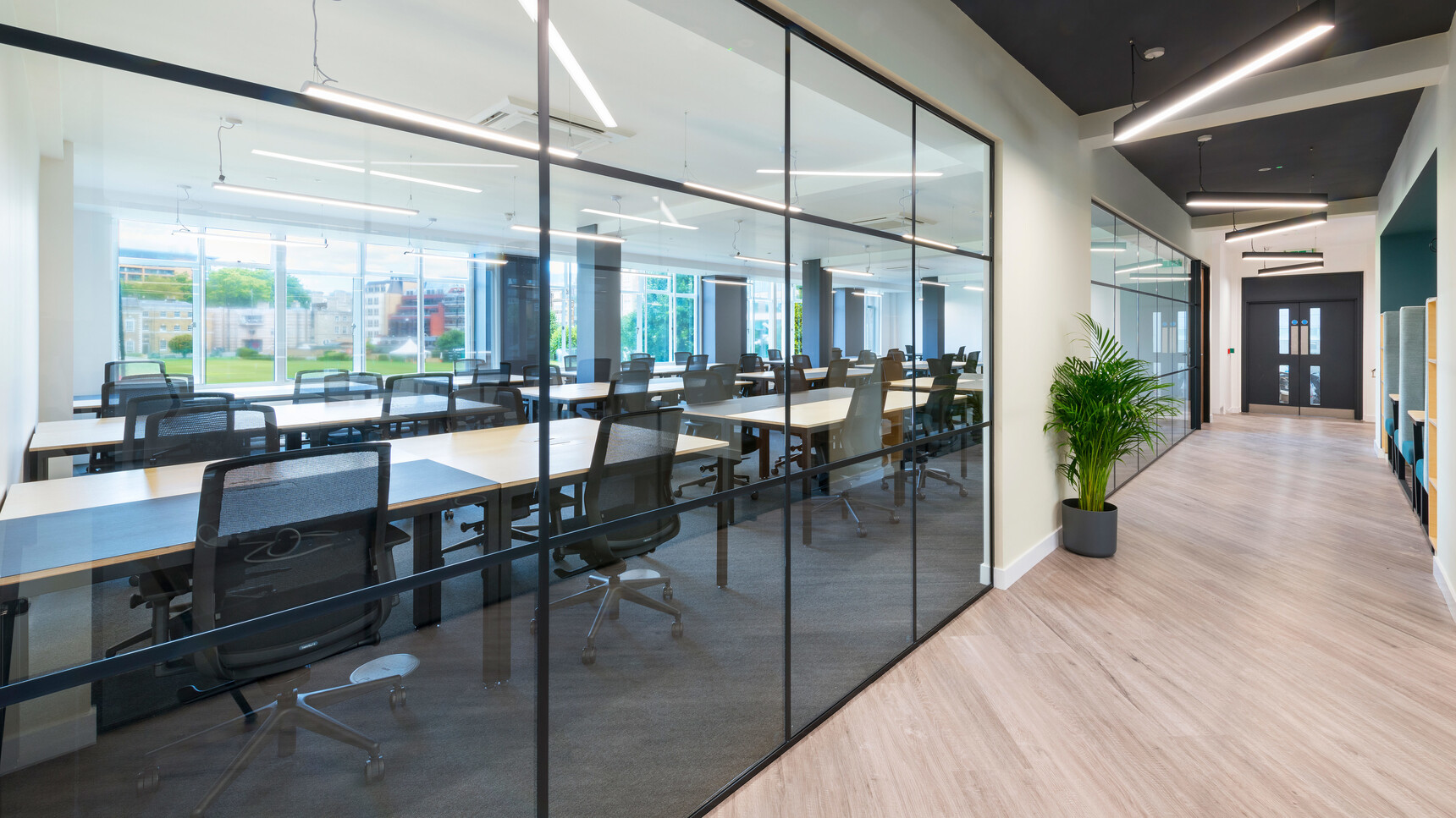 Rawside Worktable2400mm Family1