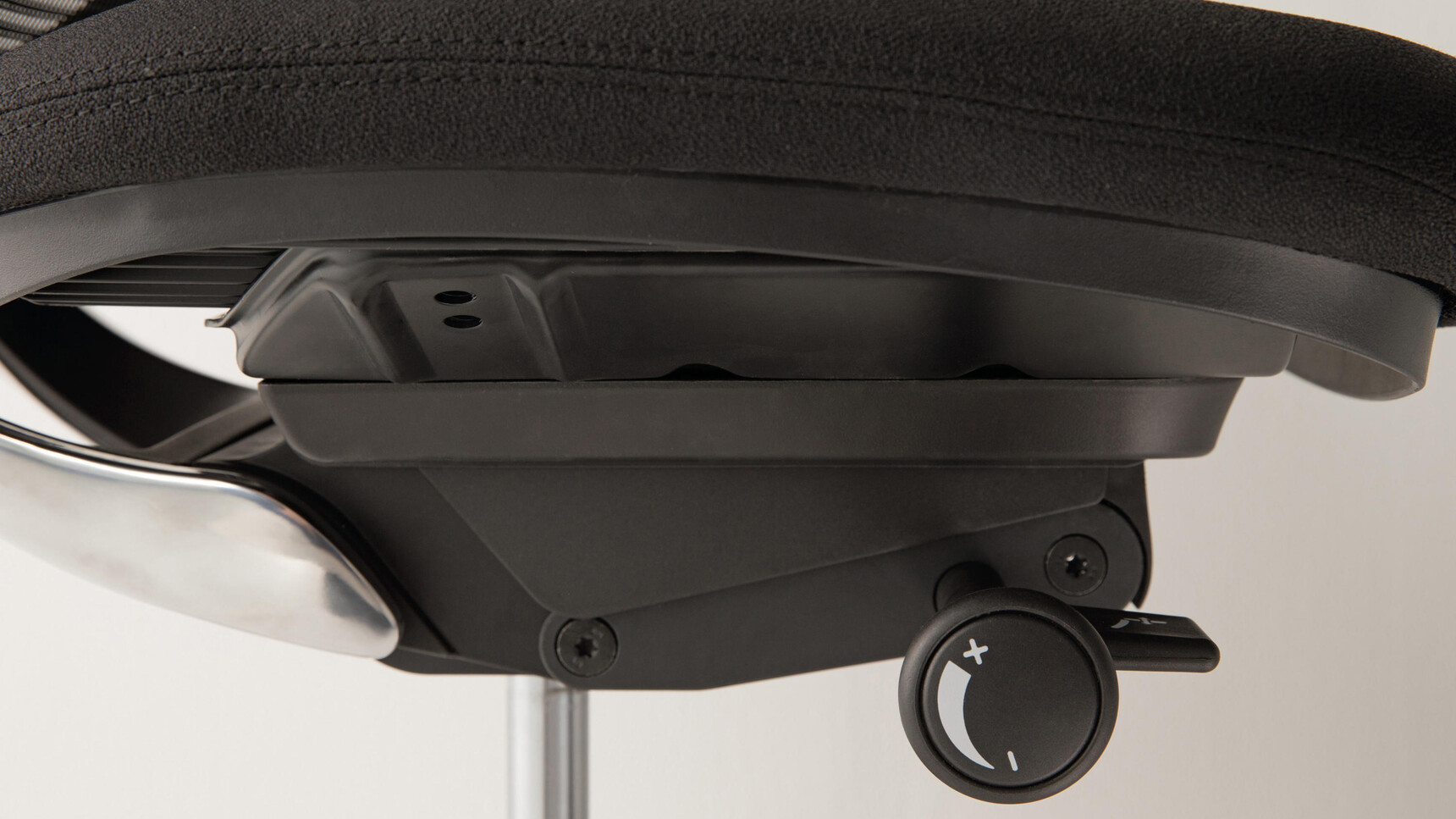 Okamura Sabrina Office Chair With Black Mesh Cushion And Backrest SHowing Right Tension Adjustment Detail Image