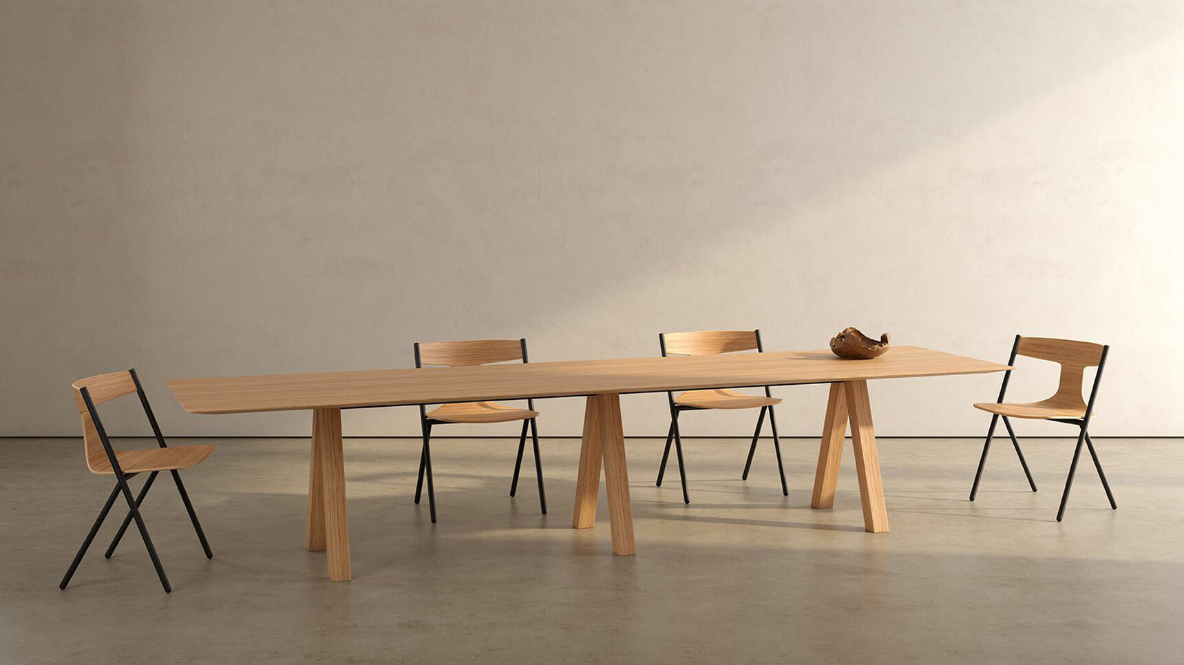 Viccarbe Quadra Meeting Chair Family Image