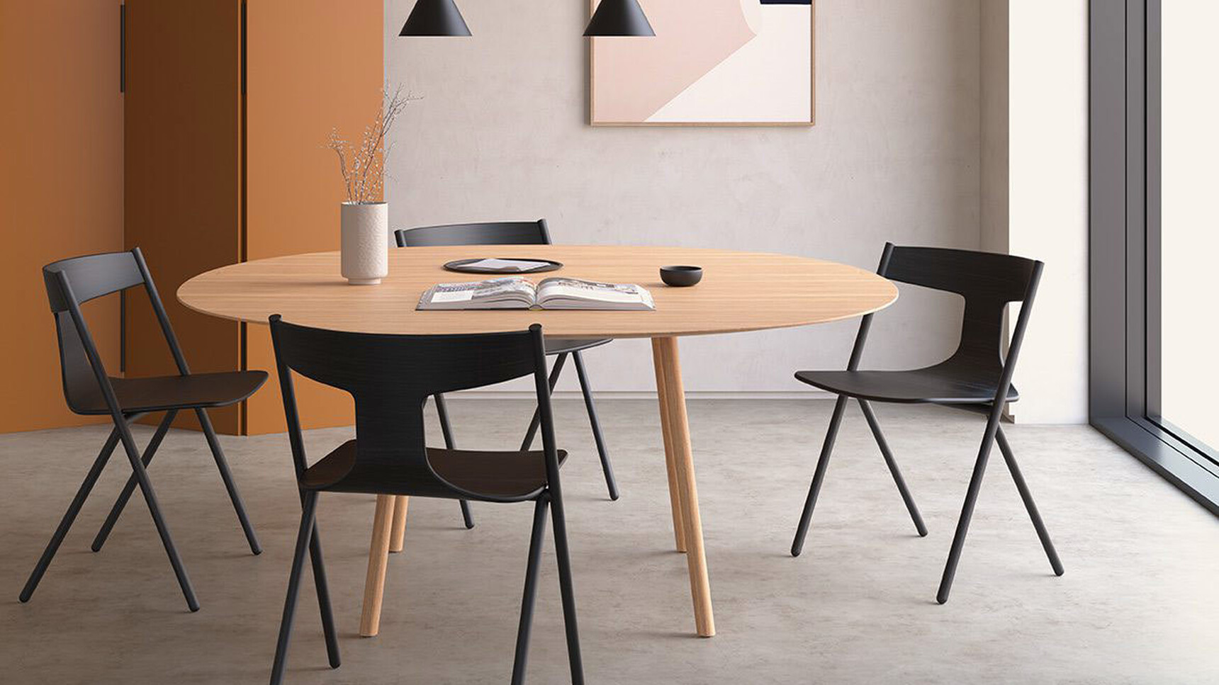 Viccarbe Quadra Meeting Chairs Black Finish At Table Family Image