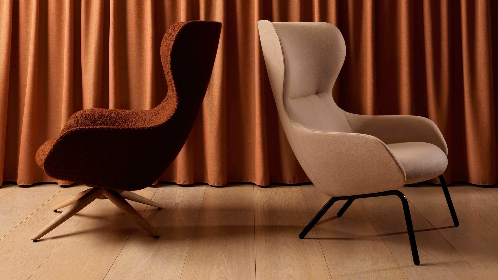 Boss Amelia Lounge Chairs Back To Back Family Image