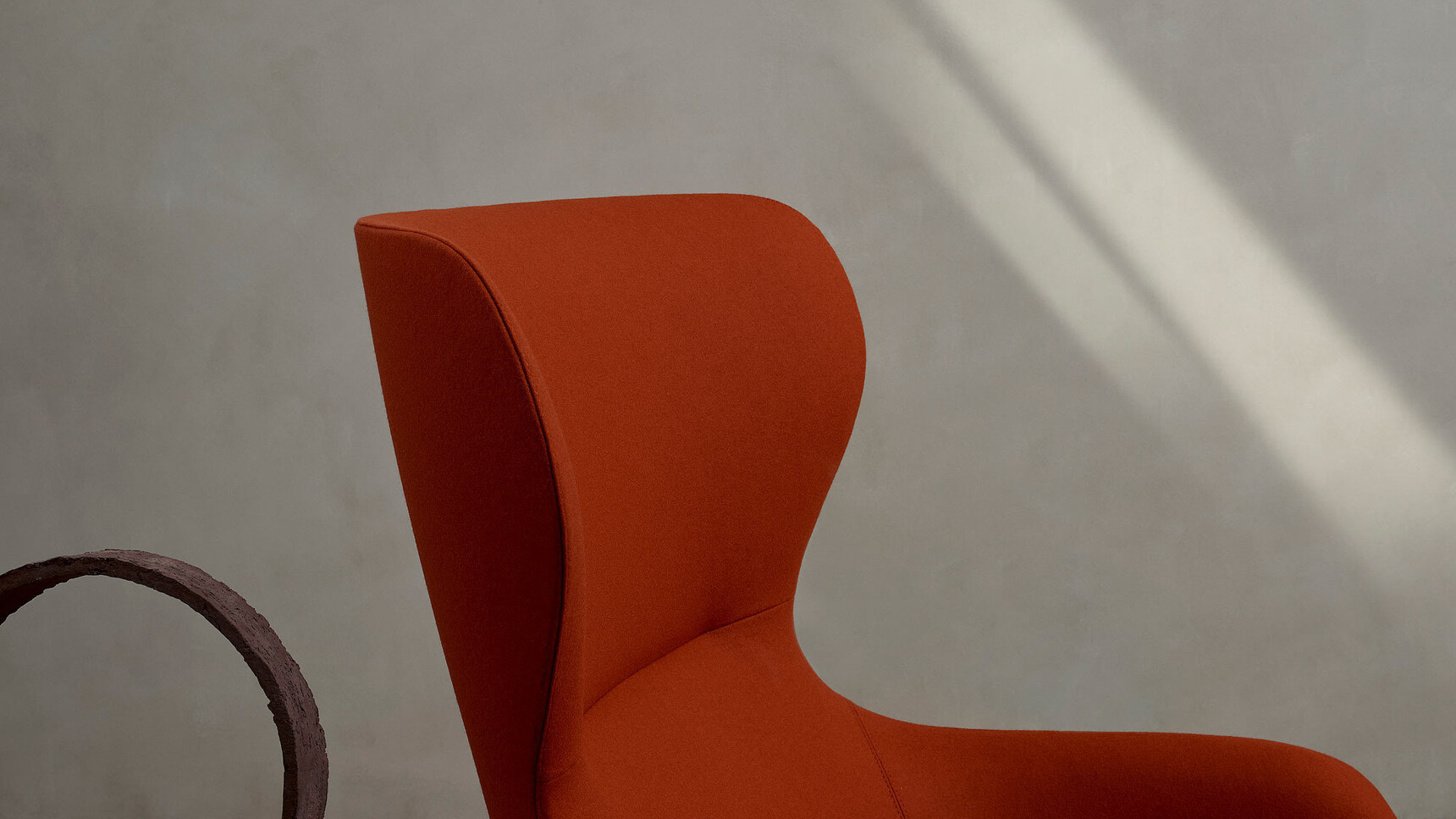 Boss Amelia Lounge Chair Detail Image