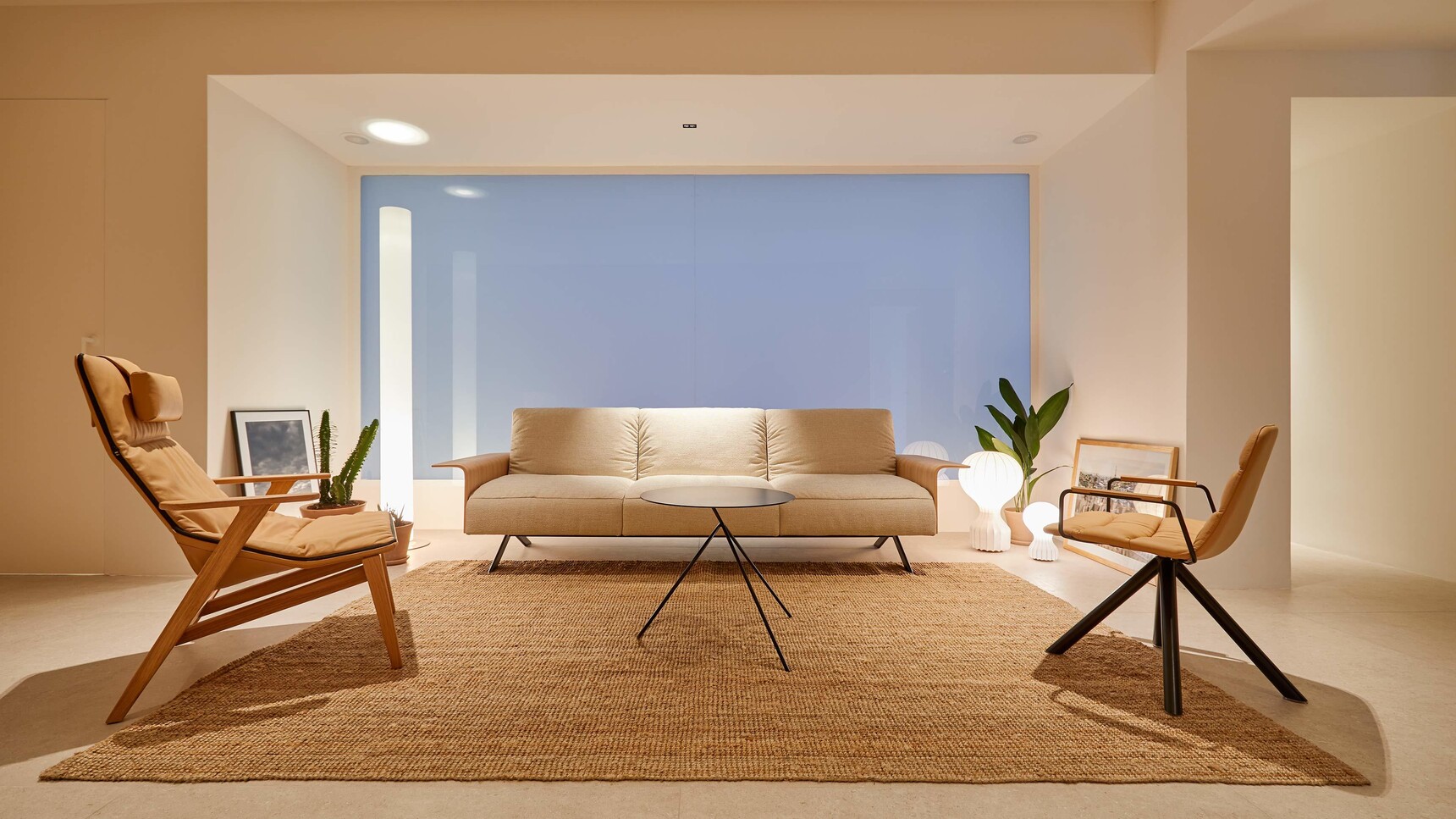 Viccarbe Maarten Lounge Chair Black Base With Bamba In Situ Image