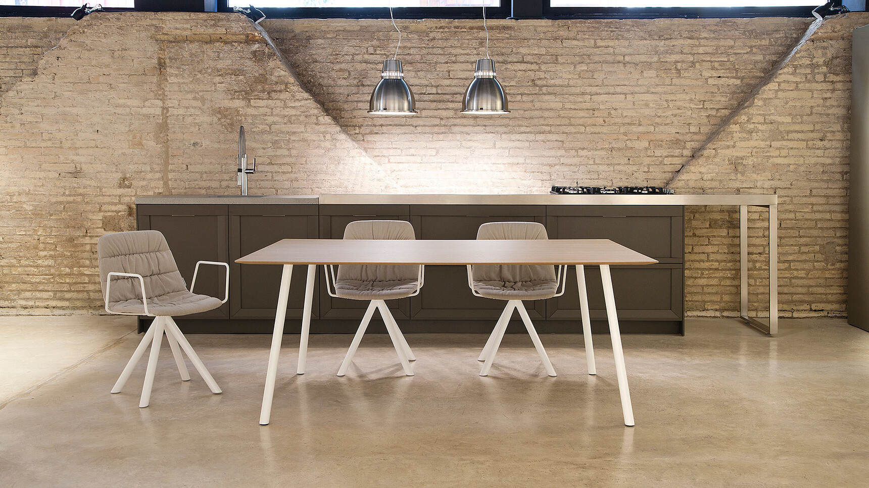 Viccarbe Maarten Soft Upholstered Chairs With Metal Swivel Base White Base At Table Family Image