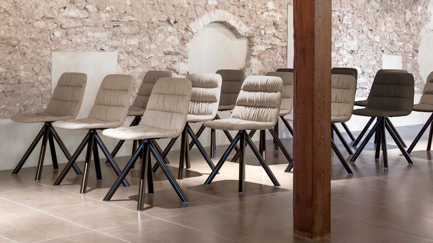 Viccarbe Maarten Soft Upholstered Chairs With Metal Swivel Bases Black Bases At Table Family Image