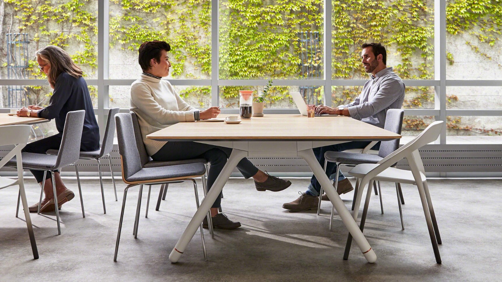 Coalesse Potrero415 Rectangular Meeting Tables With People Family Image