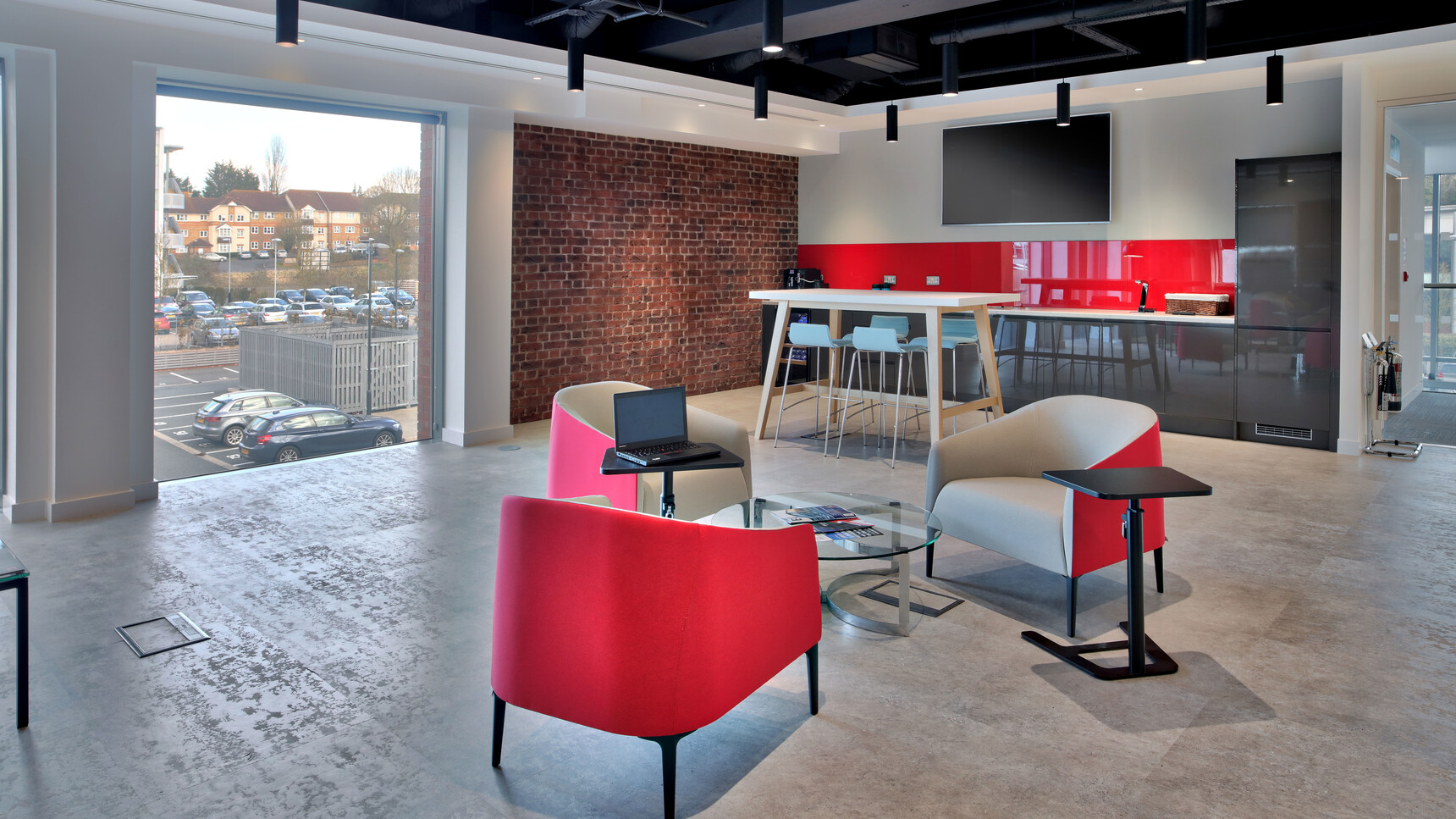Two Boss Design Flamingo Laptop Tables With Black Finish At Office Chairs In Kitchen Environment