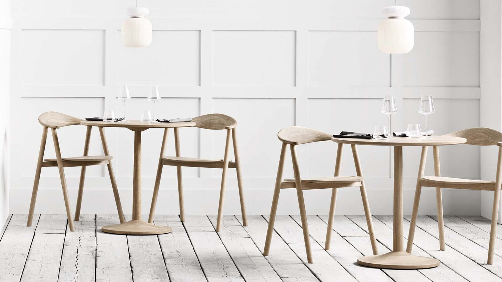 Bolia Swing Dining Chairs At Tables Family Image