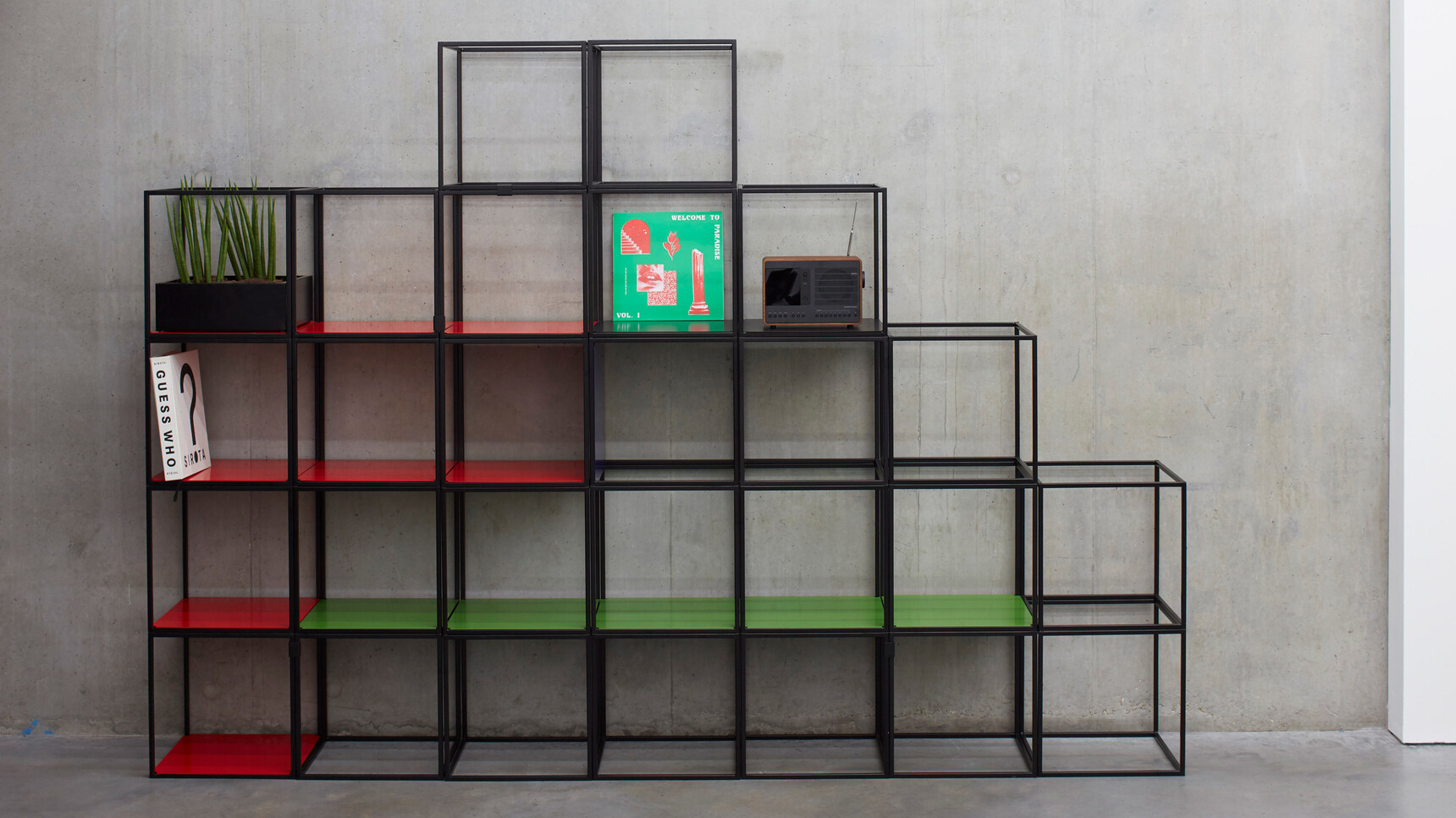 Rawside Cage Family3