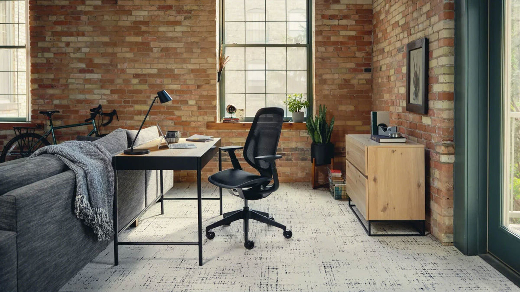 Steelcase Karman Office Chair At Fixed Height Desk Family Image