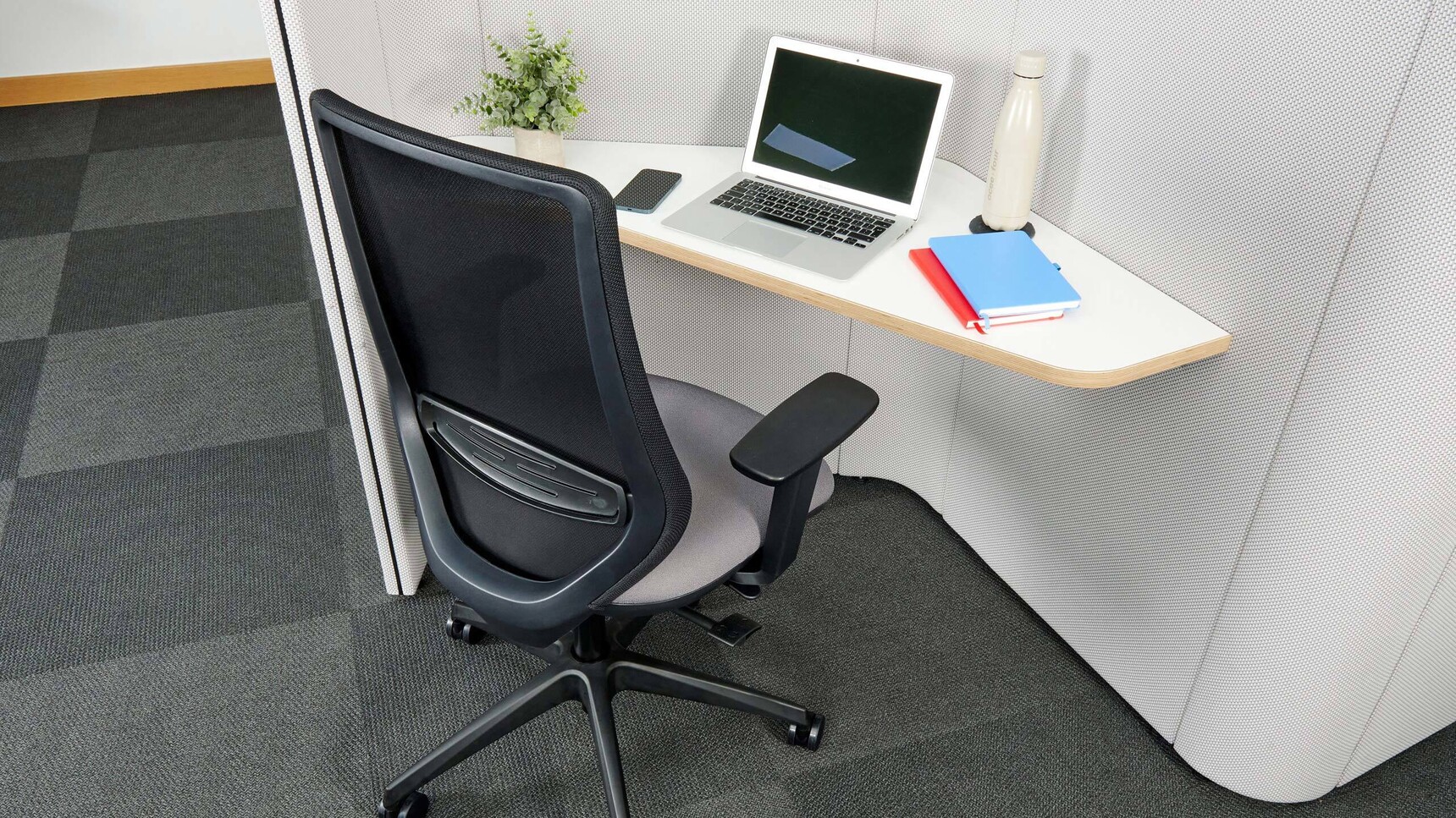 Ocee Four Design Emi Mesh Back Office Chair Grey Seat At Desk Overhead Angle
