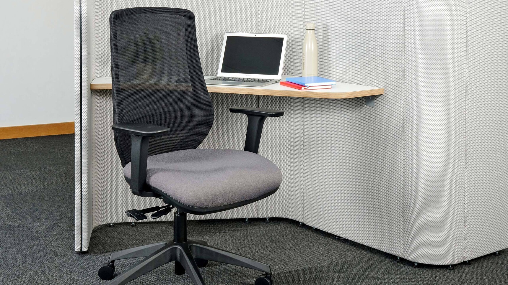 Ocee Four Design Emi Mesh Back Office Chair Grey Seat At Desk