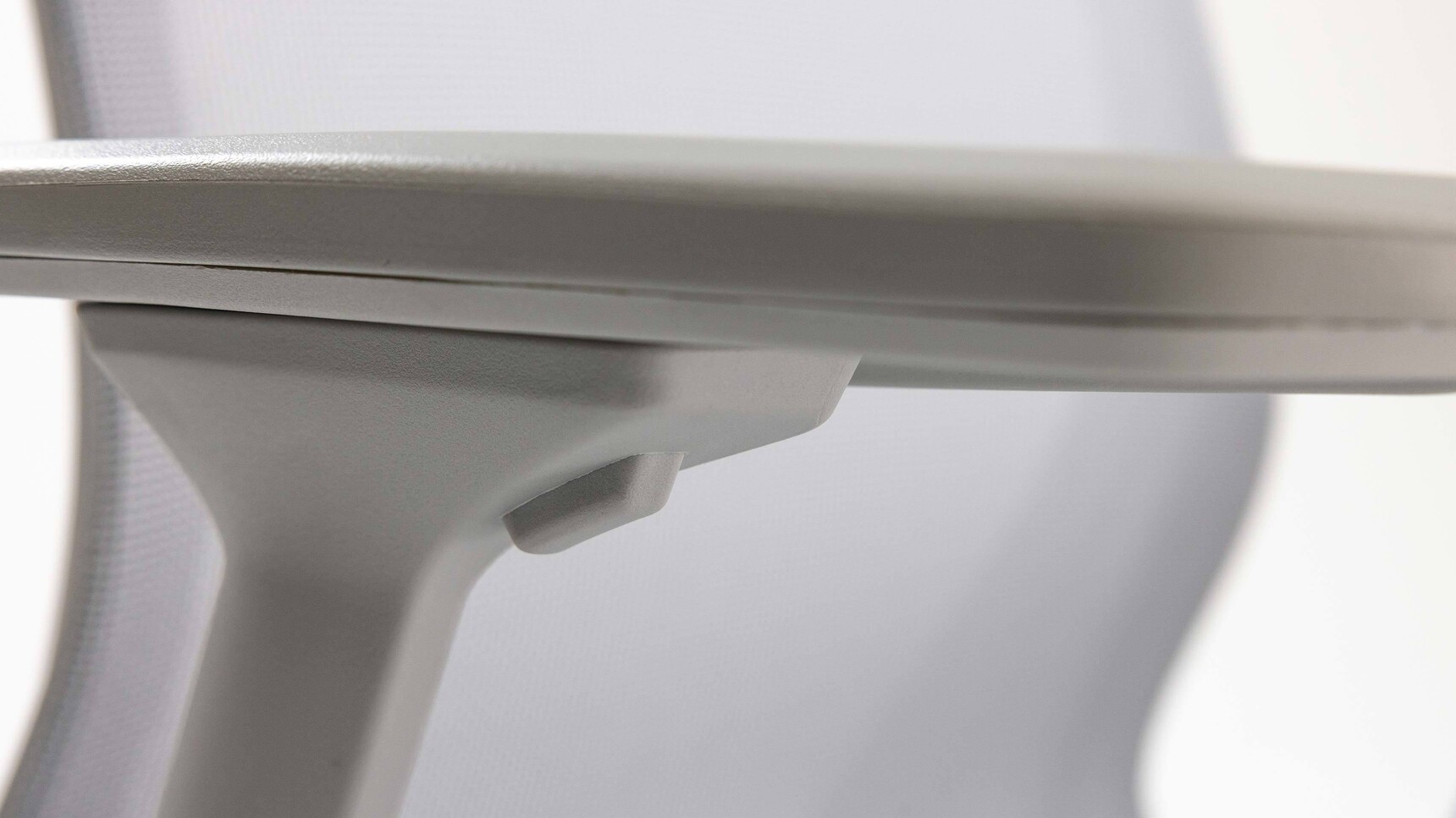 Haiken Hunt Mesh Back Office Chair Detail Image Of Arm