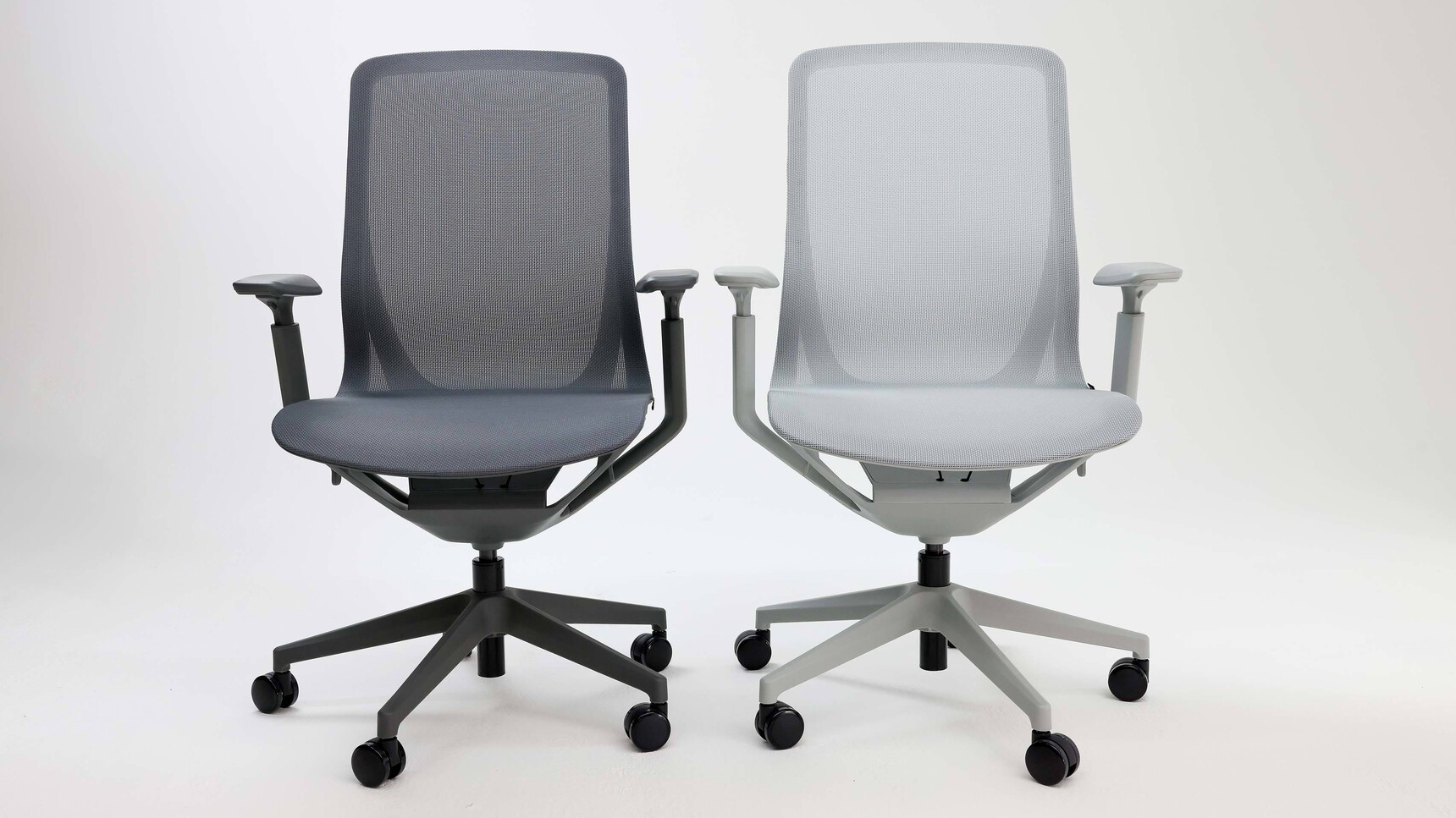 Haiken Hunt Mesh Back Office Chairs Grey Finishes Studio Family Image Front Angle
