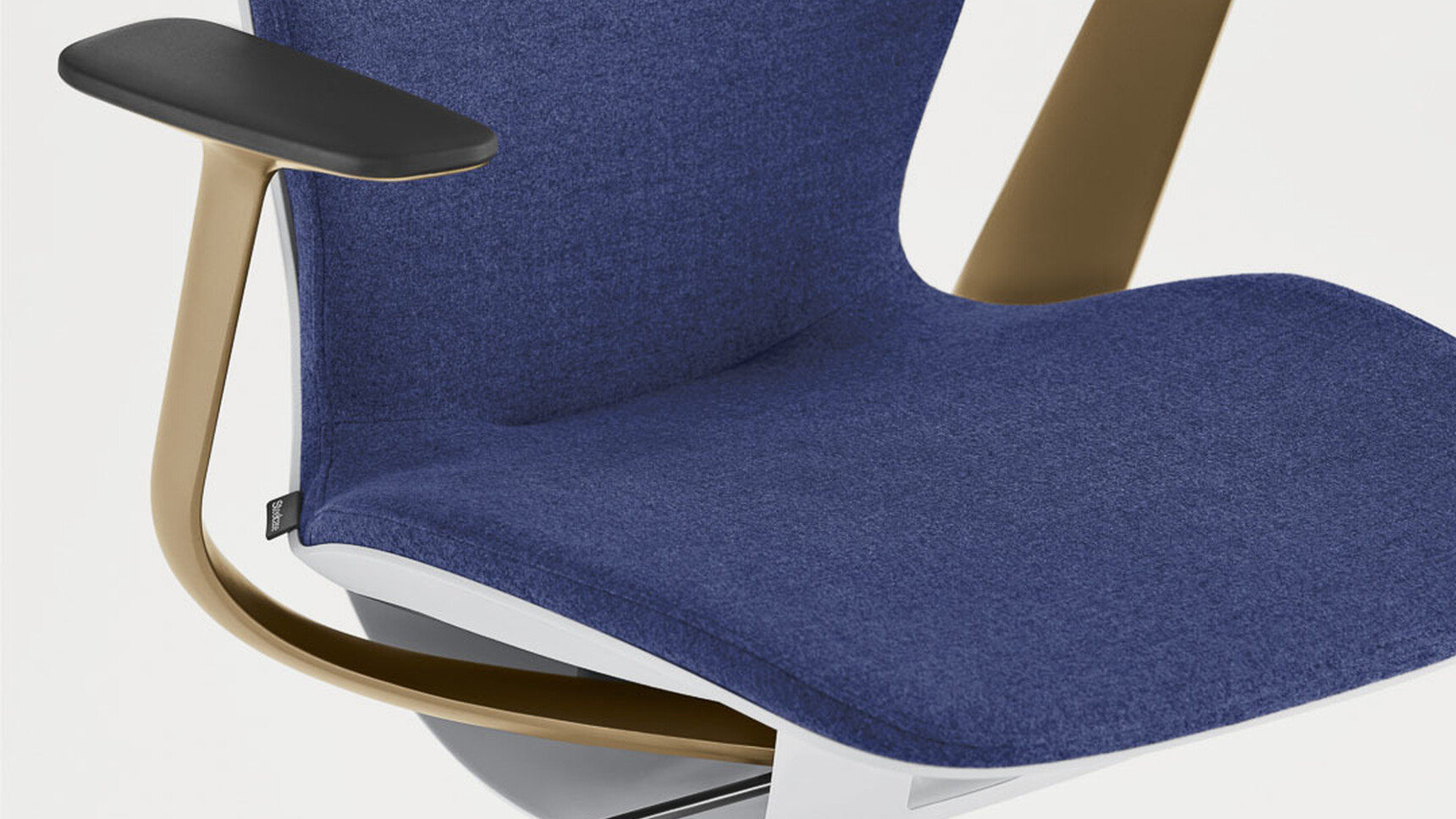 Steelcasae SilQ Upholstered Office Chair Lux Edition Seat Angle