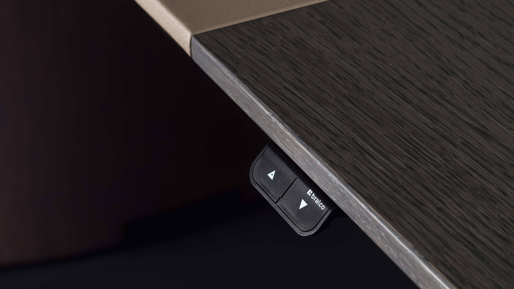 Bralco Eleva Height Adjustable Executive Desk Of Up Down Detail Image