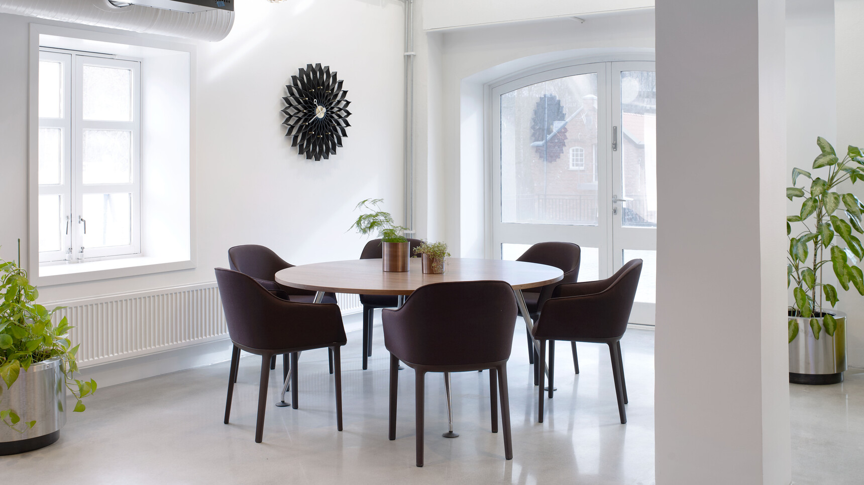 Organicchairsoftshellchairfamily2