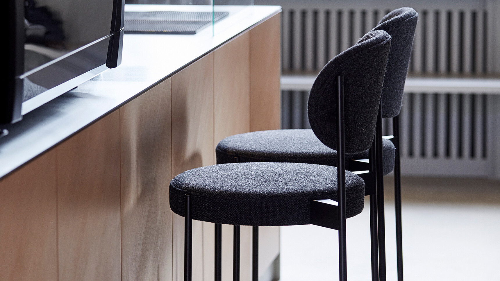 Verpan430 Bar Stool Family3