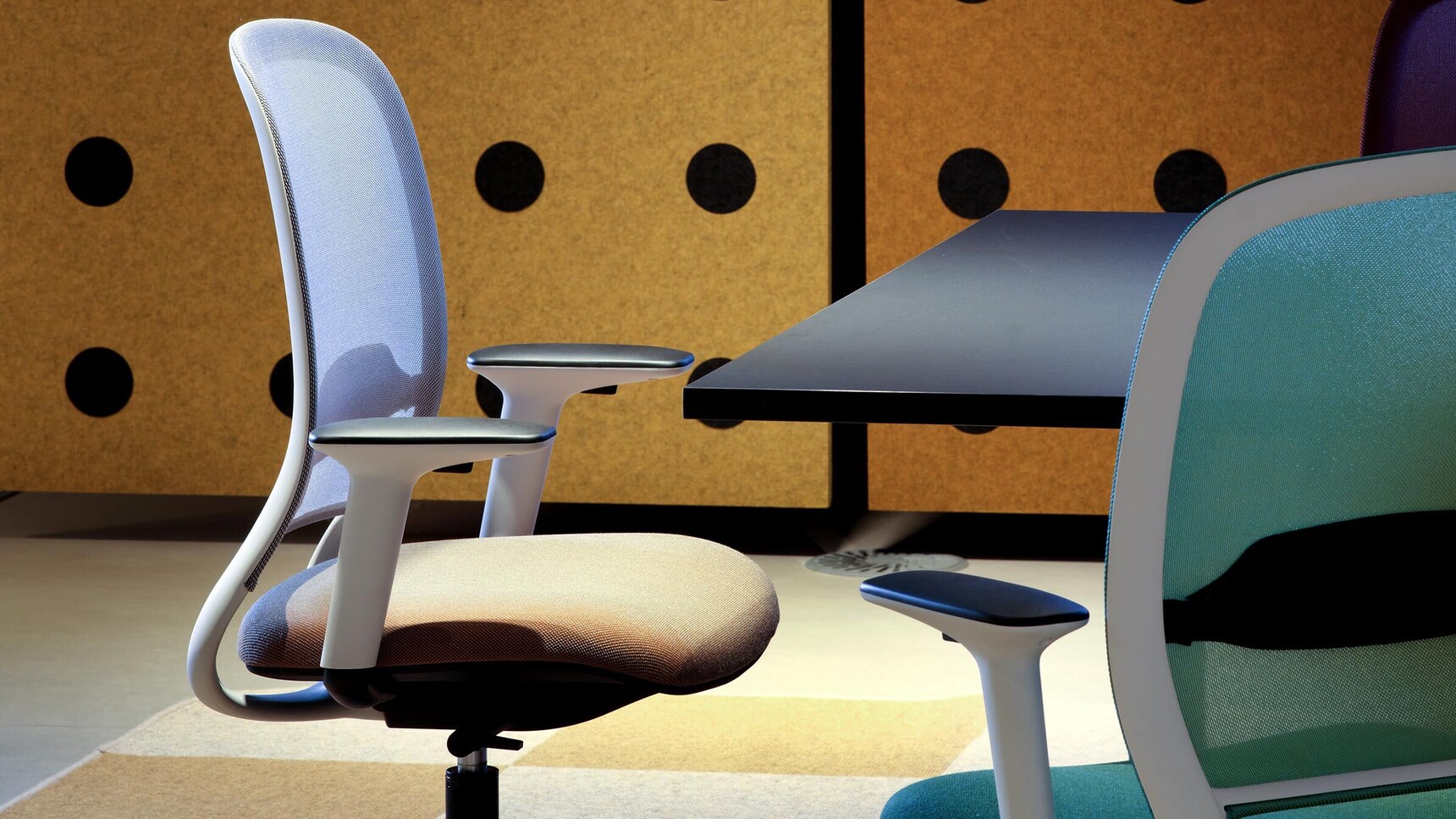 Orangebox Recur Mesh Back Office Chairs White Arms Detail Image