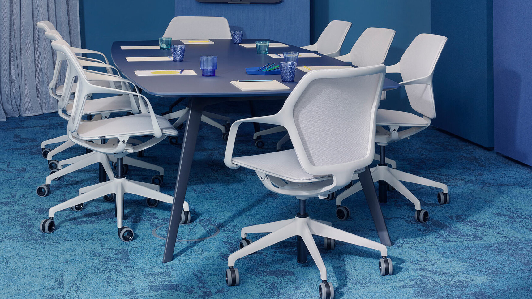 Brunner Ray Work 9220 Clay Light Finish Ray Table 9314 In Office Setting