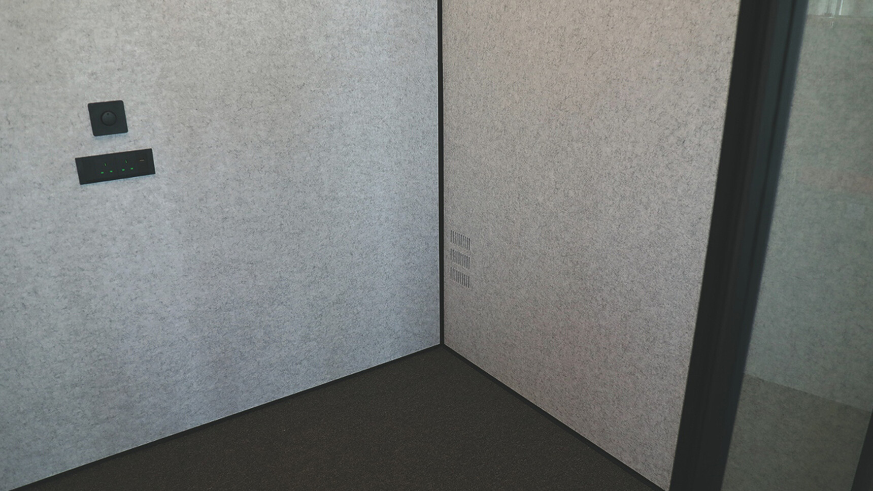 Elite Serene Open Meeting Pod Detail Image Of Interior