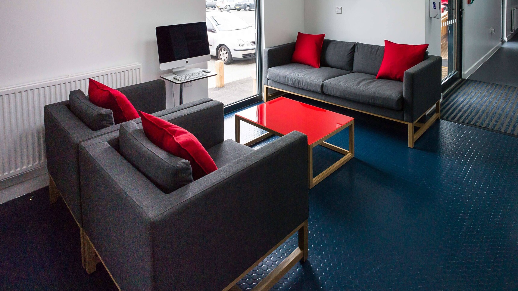 Boss Design Orten Lounge Armchairs With Sofa H Frame In Office Environment