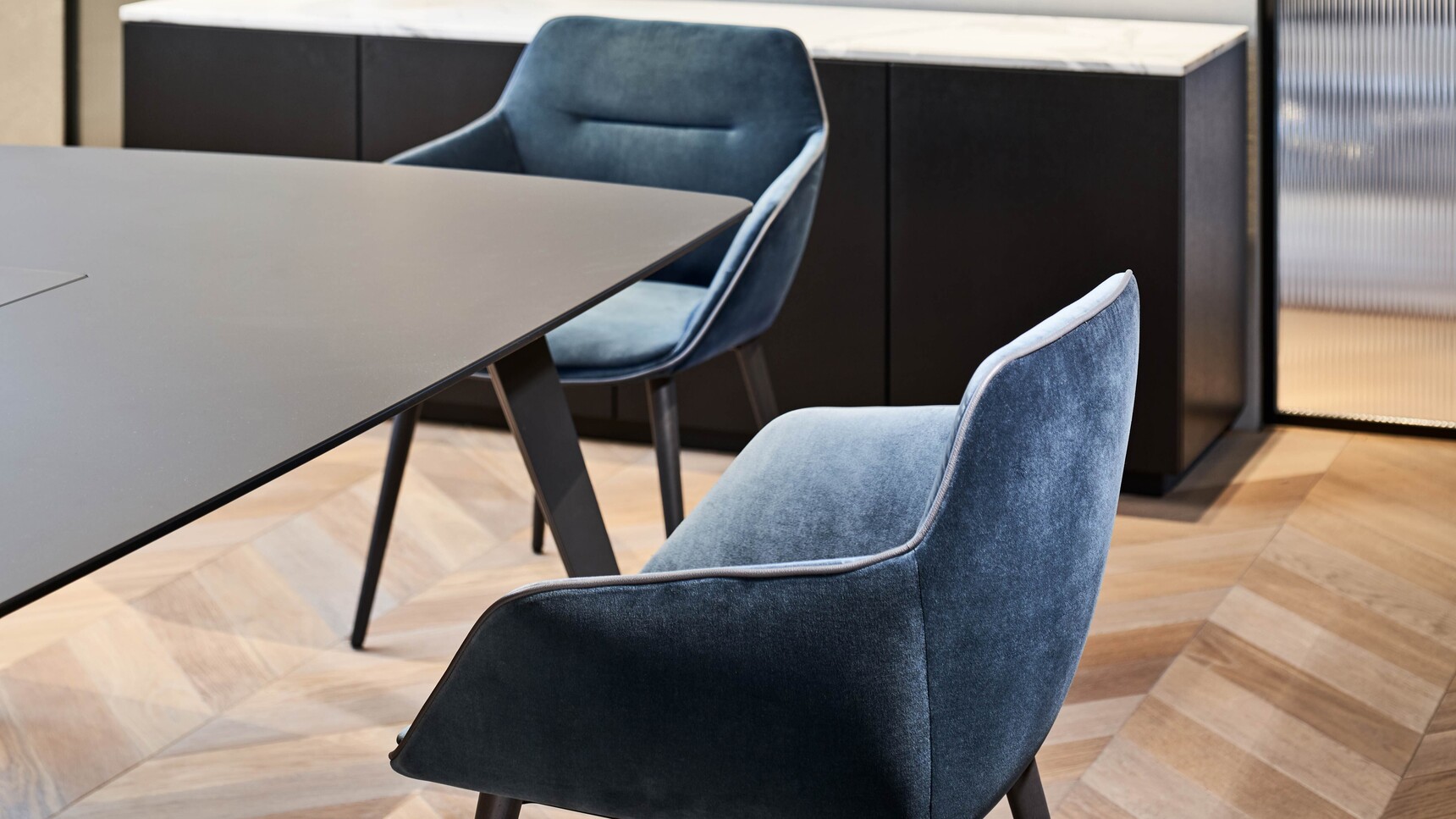 Brunner Ray Soft 9613 At Ray Table 9312 Family Image