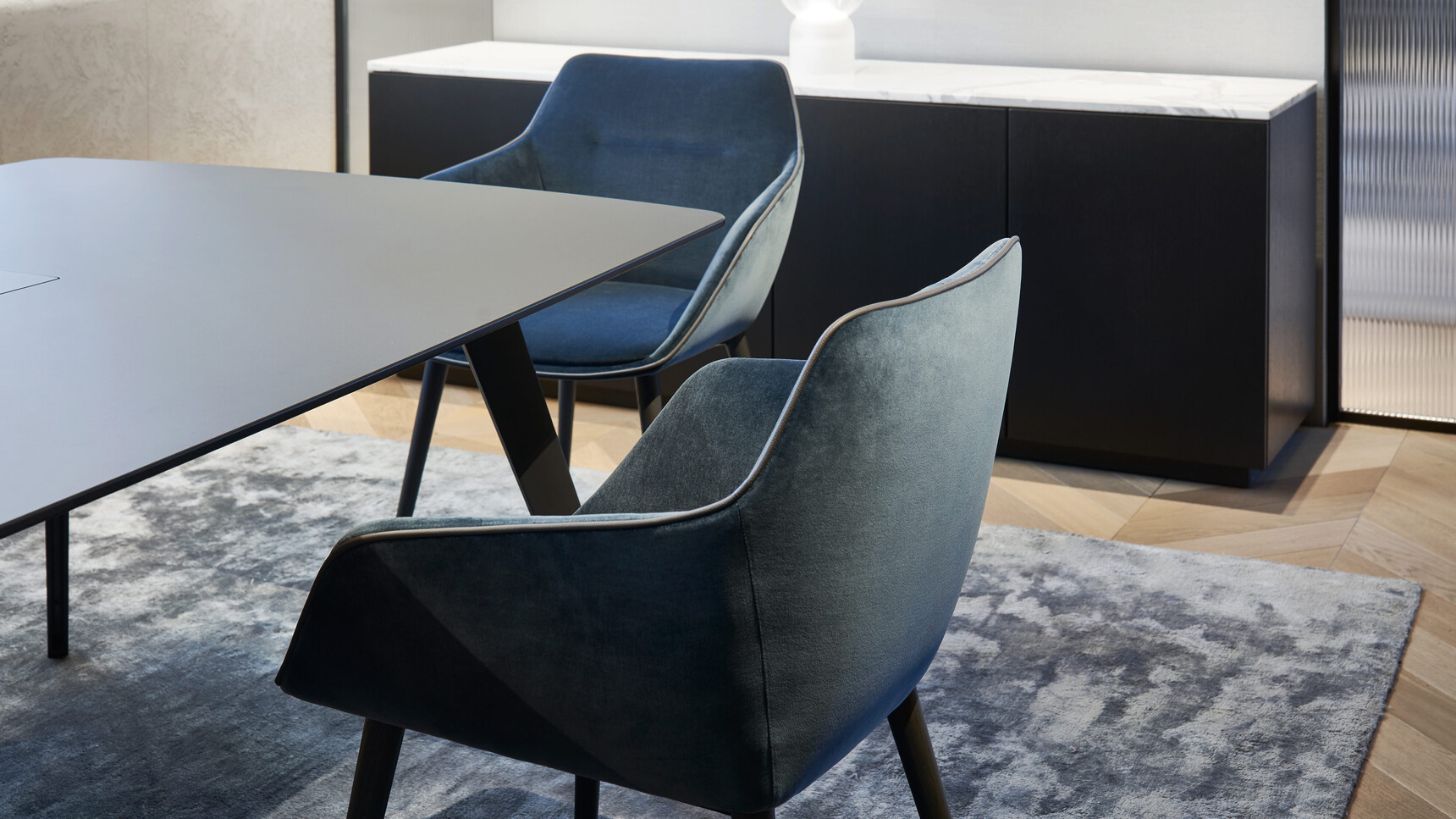 Brunner Ray Soft 9613 At Ray Table 9312 Detail Image