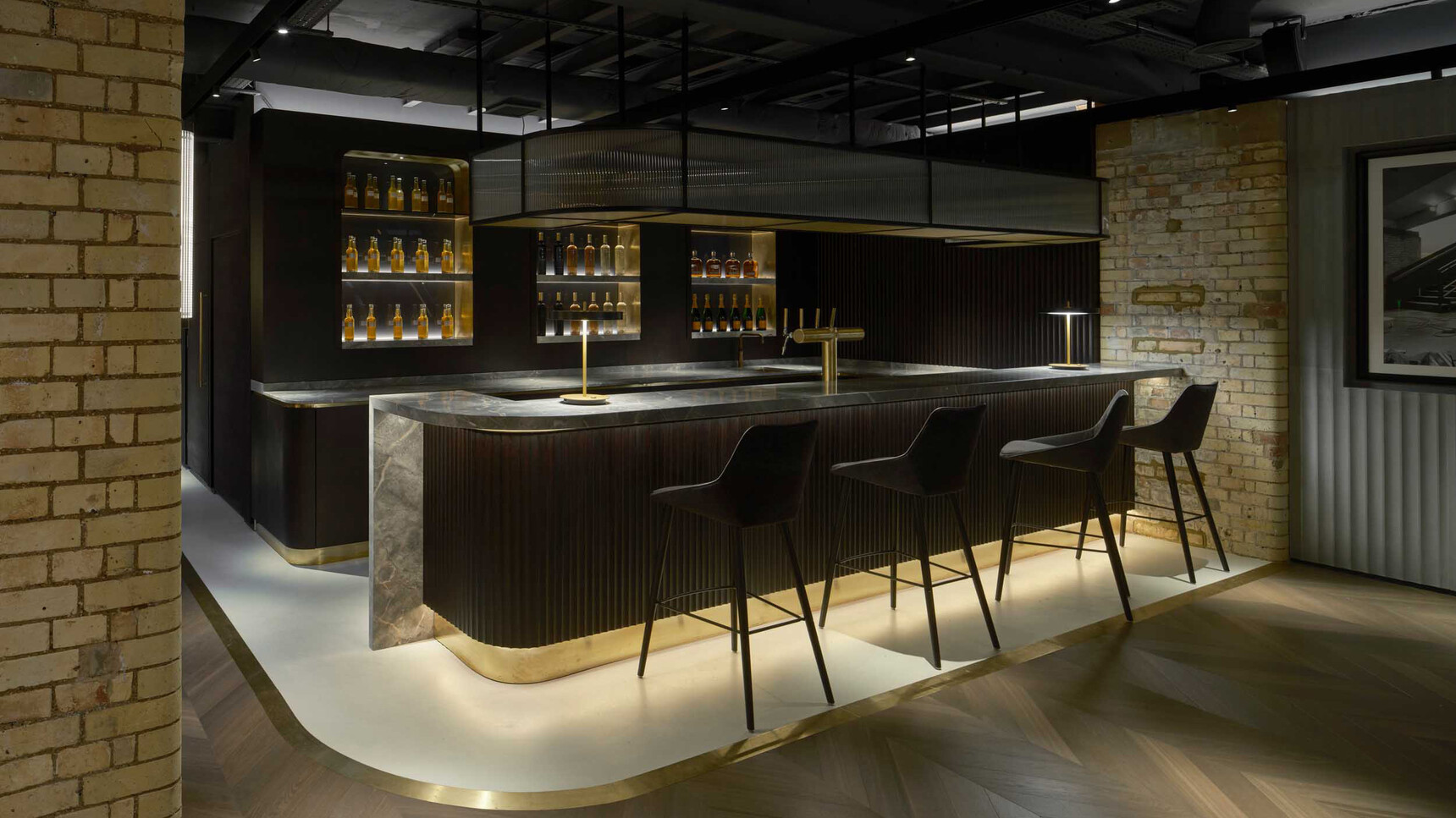 Brunner Ray Soft 9643 Barstools In Bar Environment