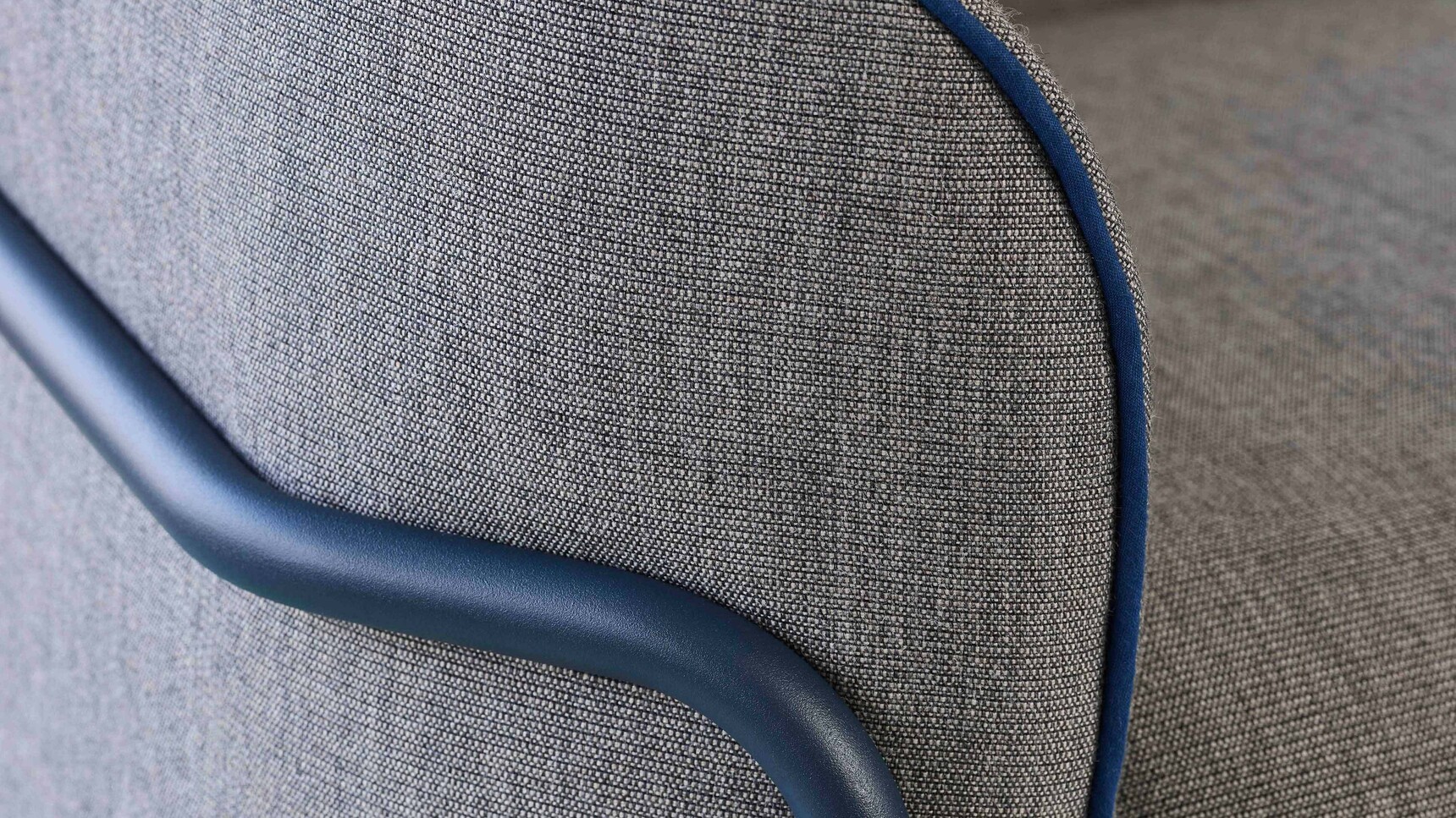 Modus Clara Lounge Sofa CLA001 Blue Detail Image