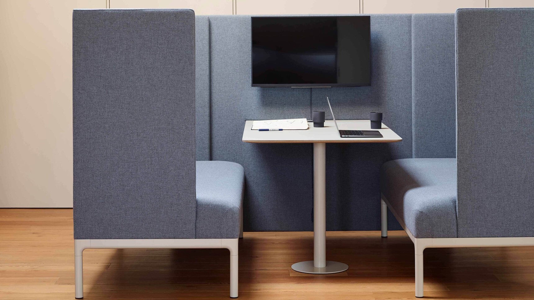 Modus EDH006 Pearson Lloyd Edge Booth 4 Person Booth And Media Blue Upholstery White Frame Family Image