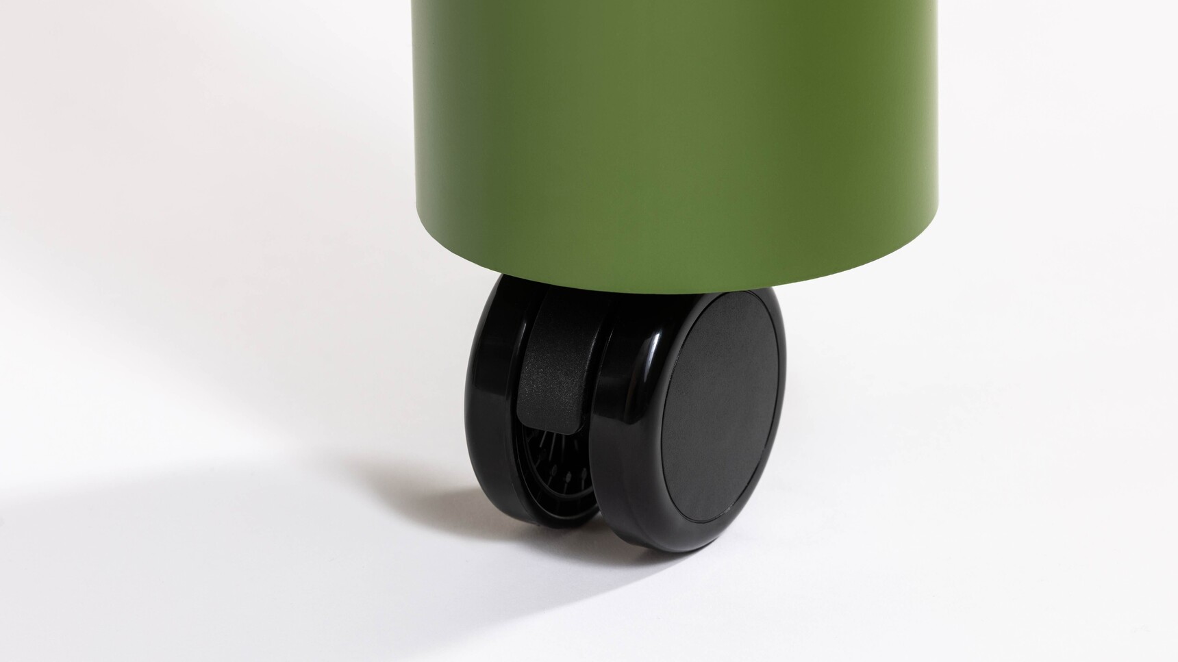 Deadgood Branch Meeting Table Detail Image Of Castors