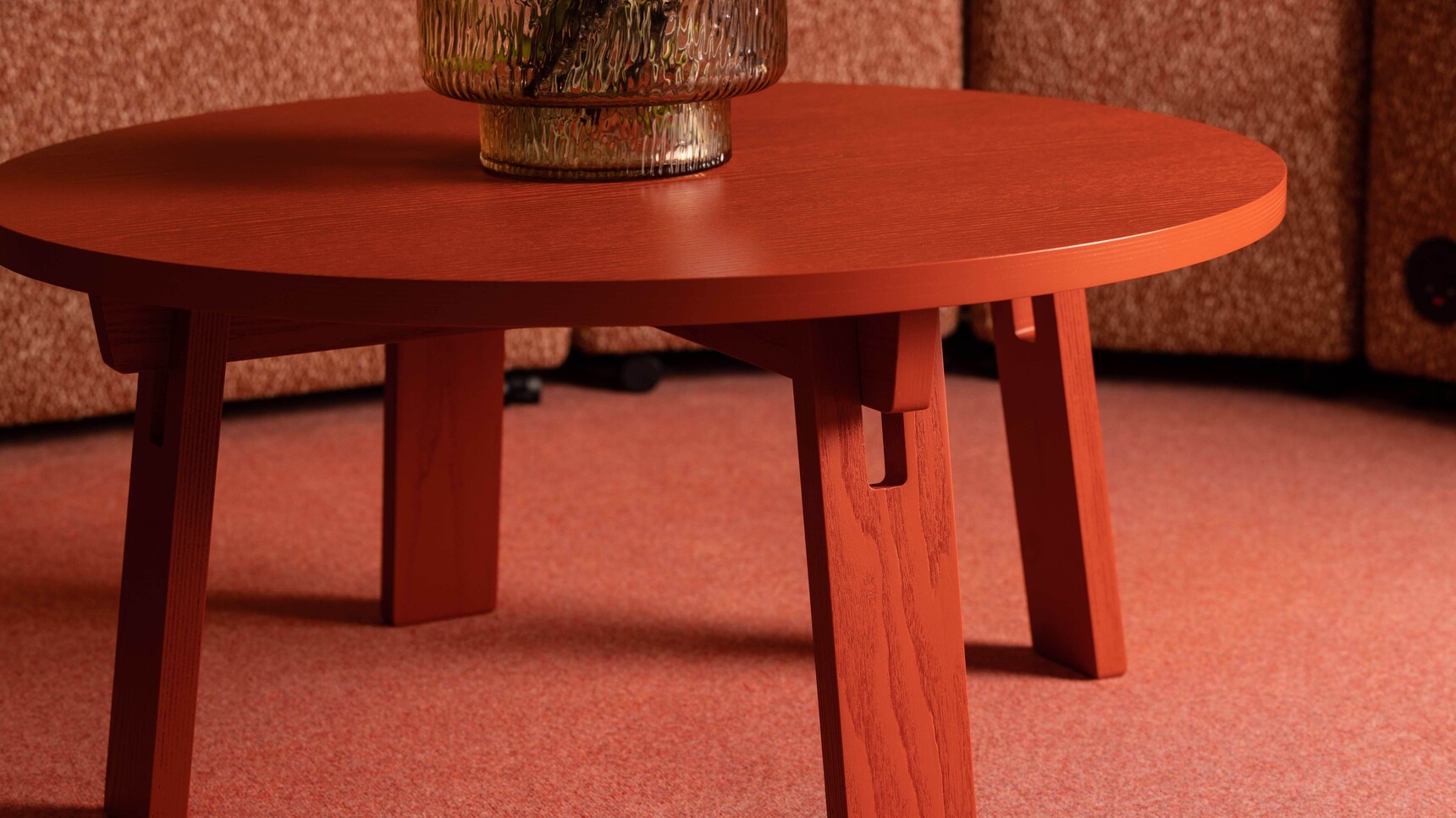 Deadgood Marra Coffee Table Coral Red Finish Detail Image