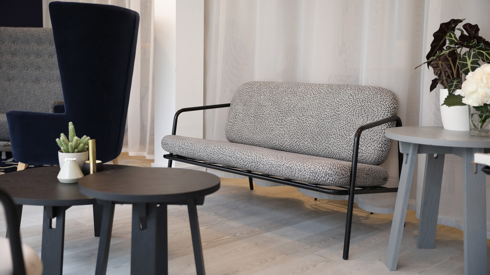 Deadgood Marra Coffee Table Jet Black RAL 9005 In Office Setting