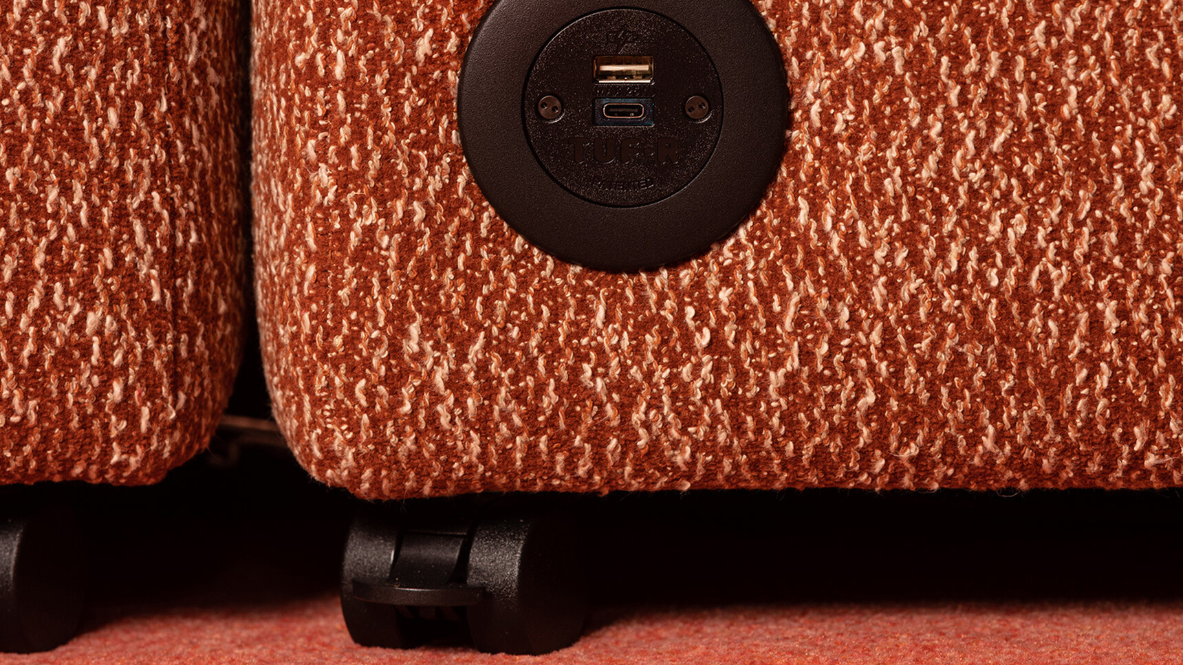 Deadgood ReWork Low Armchair Detail Image Of Power