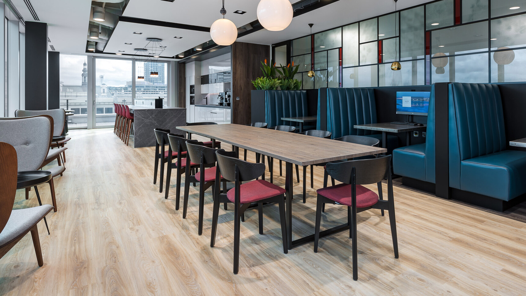 Deadgood Setter Soft Meeting Chairs At Table In Office Setting