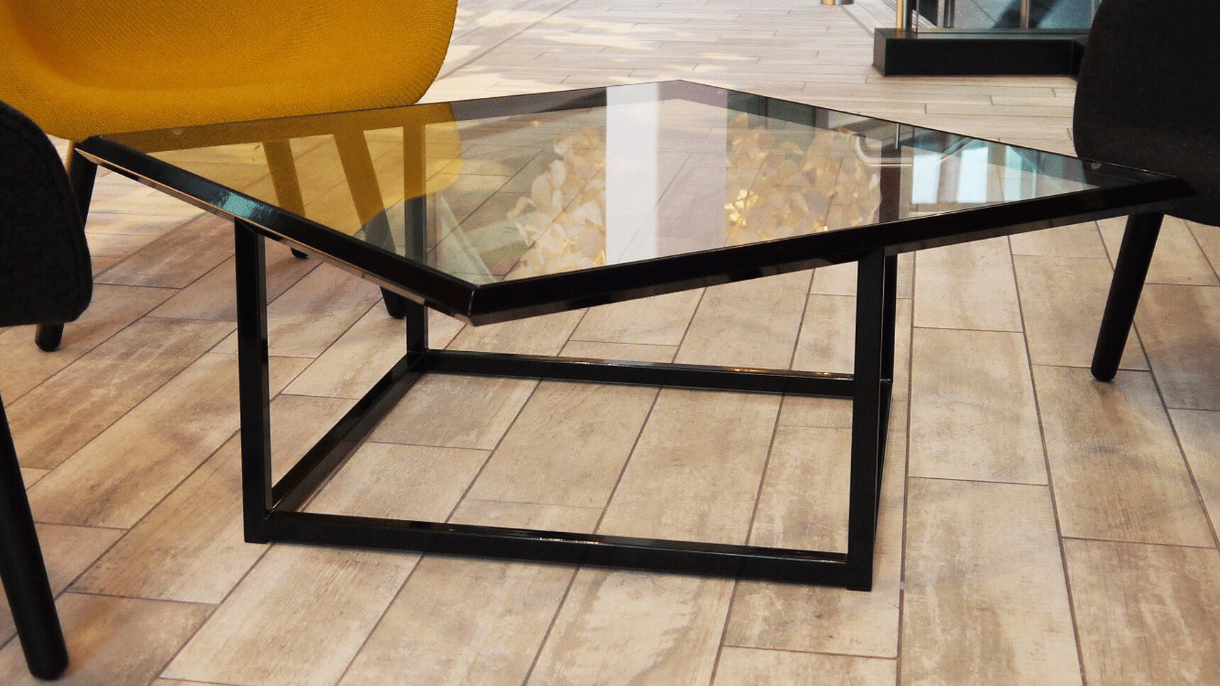 Deadgood Turn Coffee Table Smoked Glass Top Jet Black Frame Finish With Chairs Detail Image