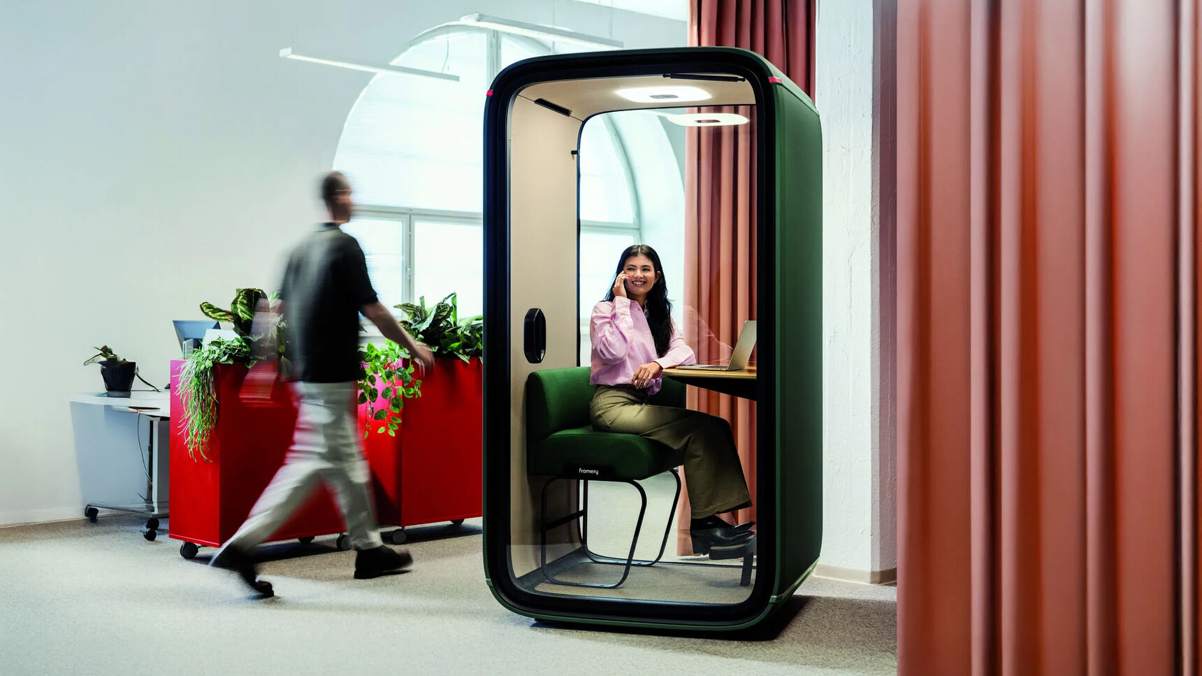 Framery One Lounge Meeting Pod Green Exterior Finish In Office Setting