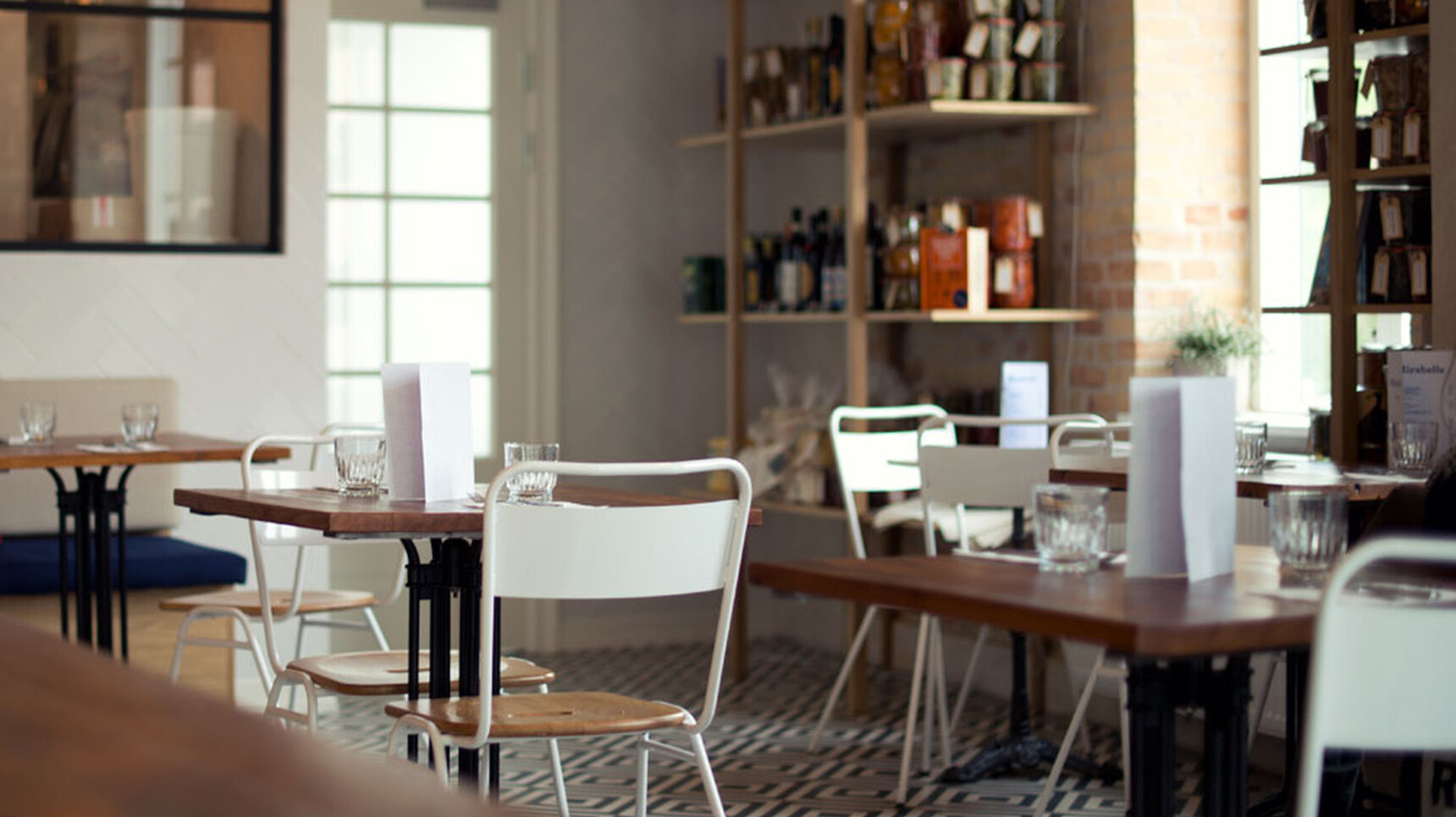 Deadgood Working Chairs Signal White Frame Oak Seat Family Image