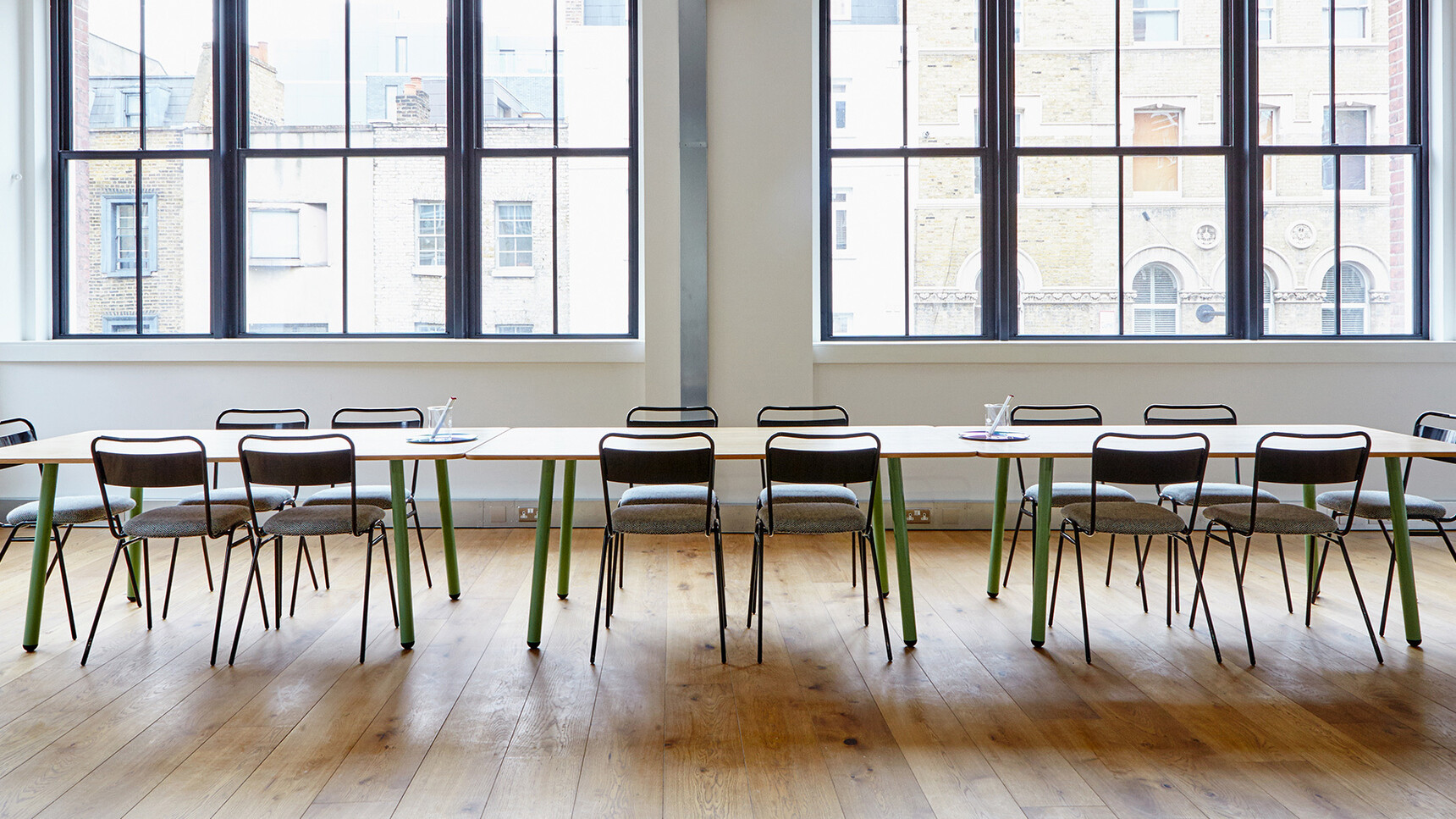 Deadgood Working Chairs With Upholstered Seat At Table Family Image