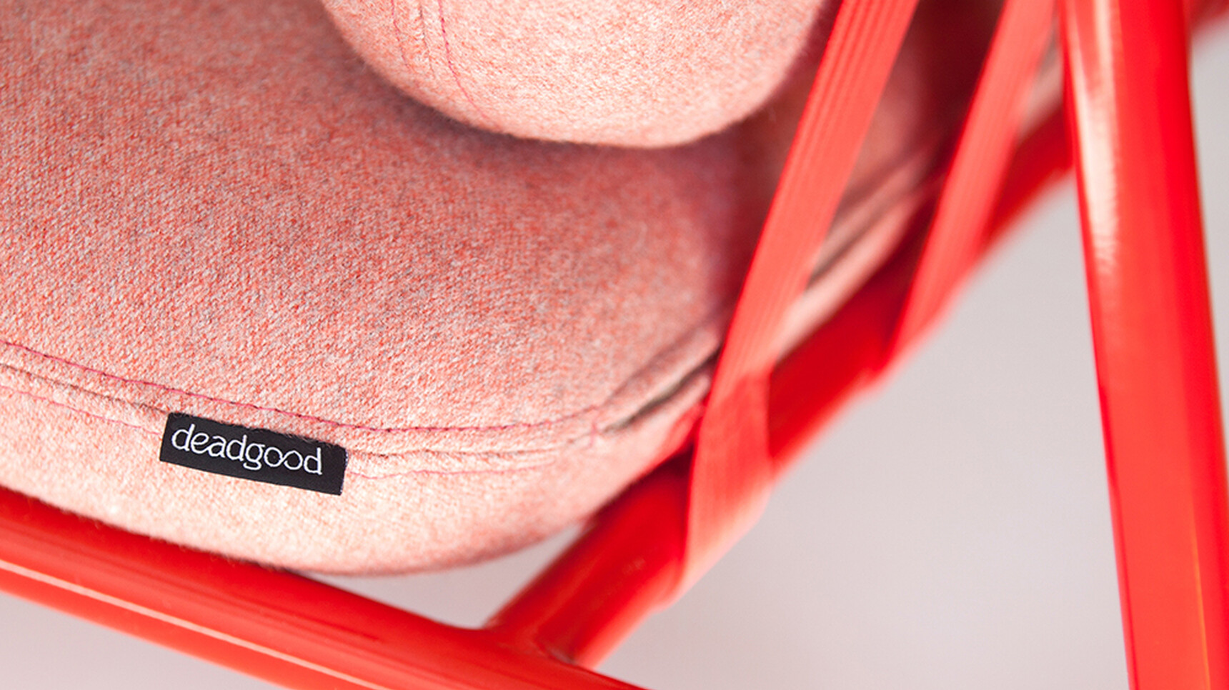 Deadgood Working Lounge Sofa Red RAL Frame Detail Image