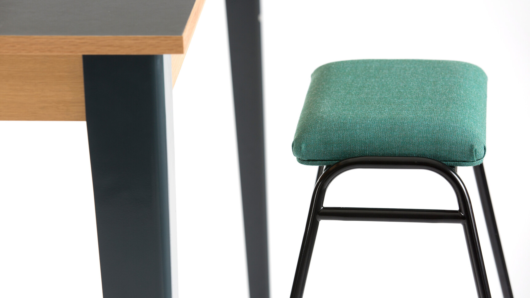 Deadgood Working Stool With Upholstered Seat | Low Detail Image