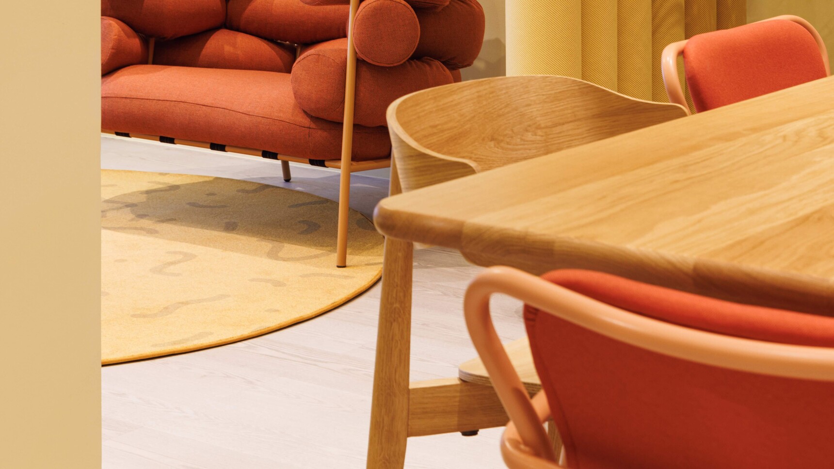 Deadgood Working Table | Large Detail Image