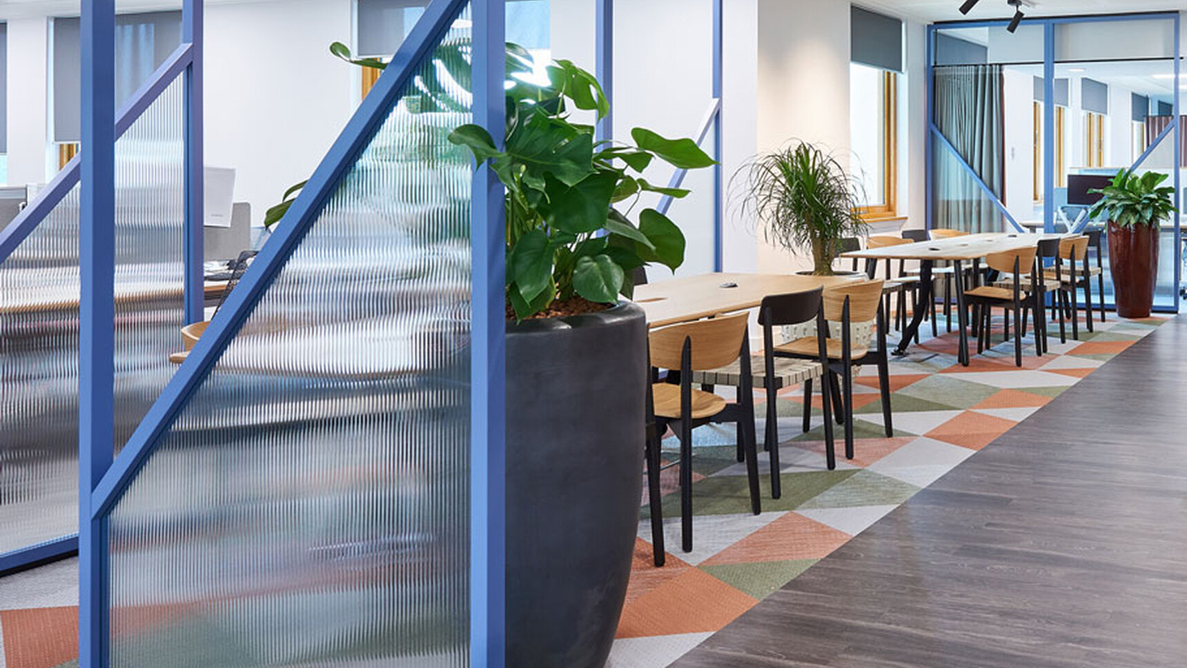 Deadgood Working Tables | XXXL Solid Oak Top In Situ