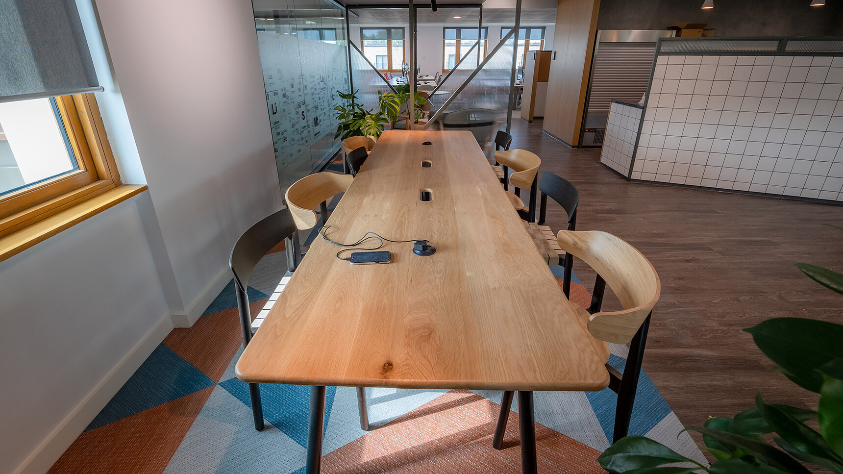 Deadgood Working Table | XXXL Solid Oak Black Frame In Office Setting