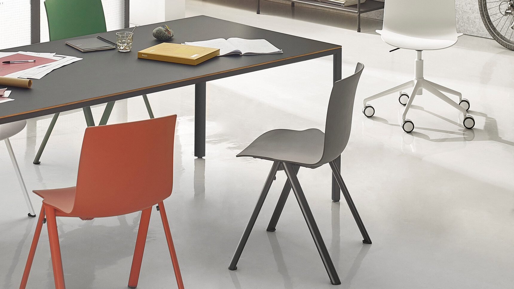 Verco Olivia Meeting Chair OLV 1 In Office Setting