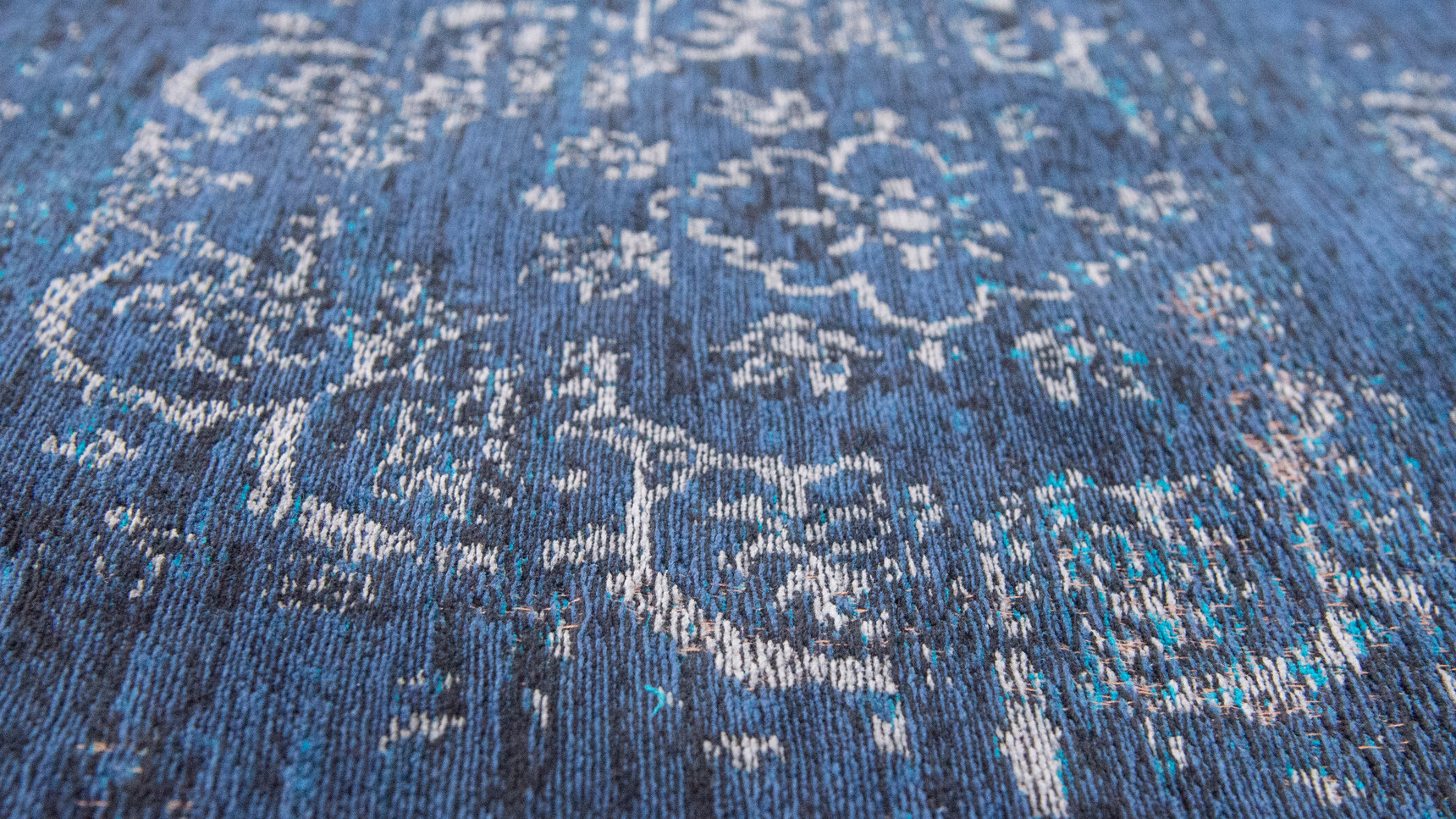 Crs Bluenight Detail 02