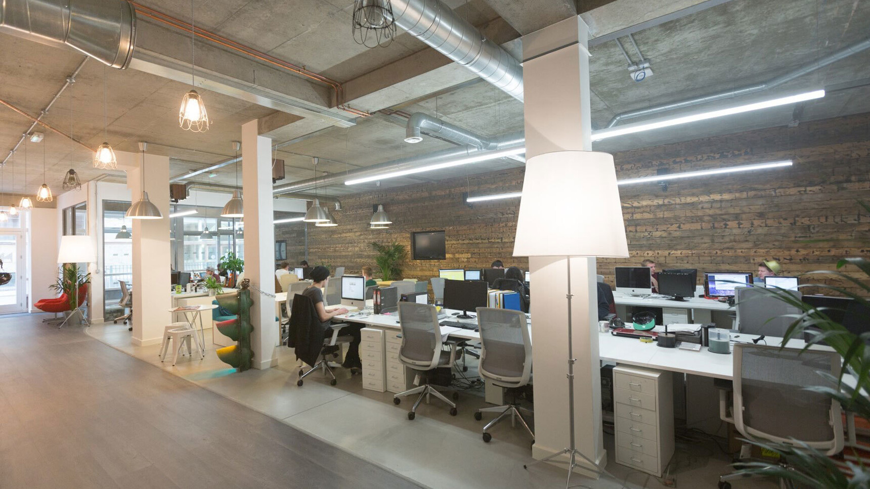 Various Workstories J1 Mesh Back Office Chairs Polished Base Grey Upholstery At Desks White Finish Office